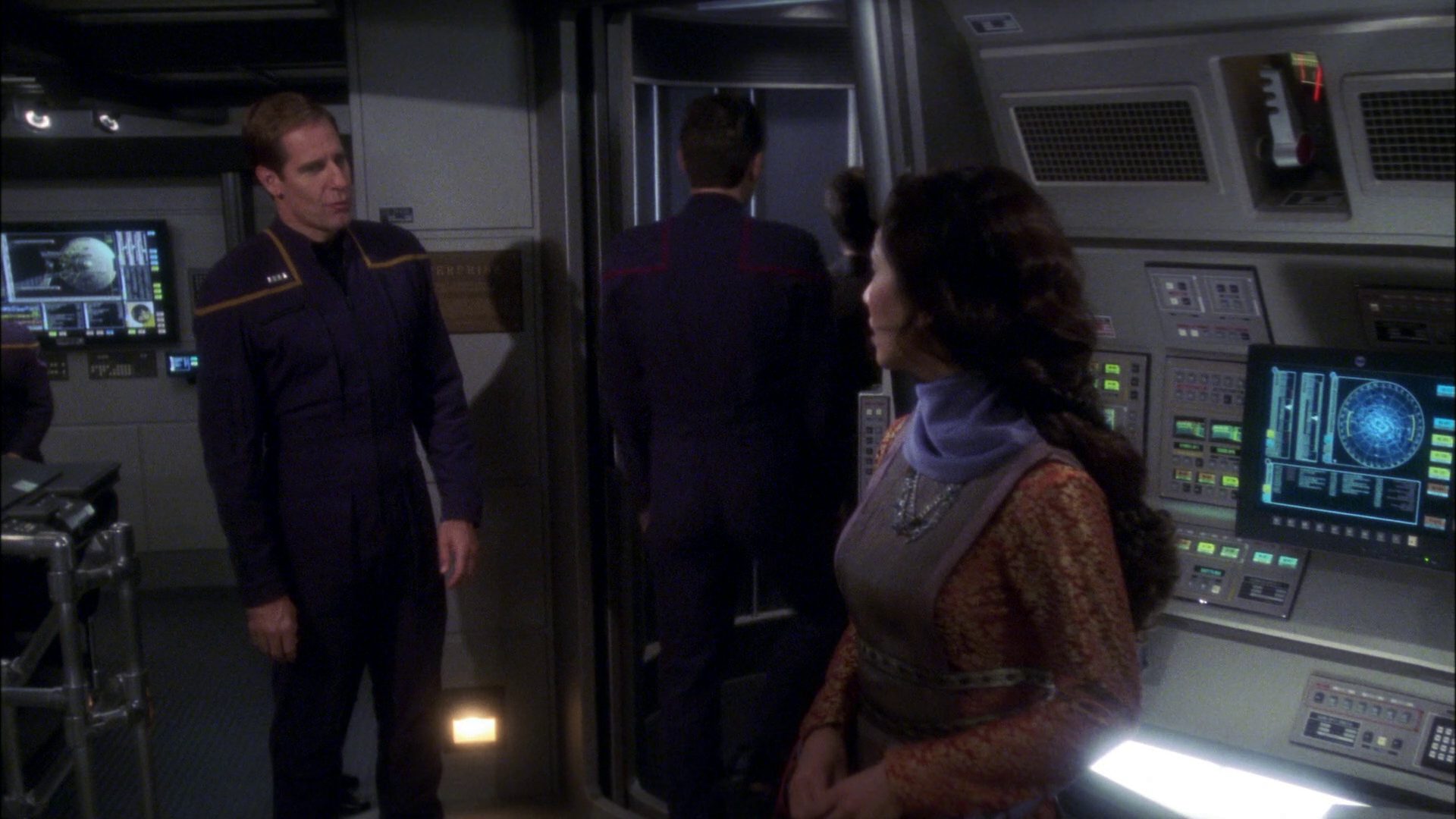 extant_StarTrek_ENT_1x09-Civilization_0615.jpg