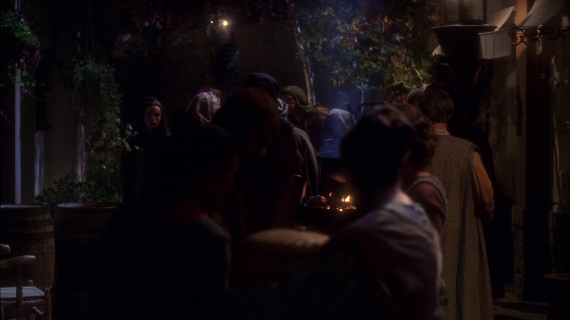extant_StarTrek_ENT_1x09-Civilization_0695.jpg