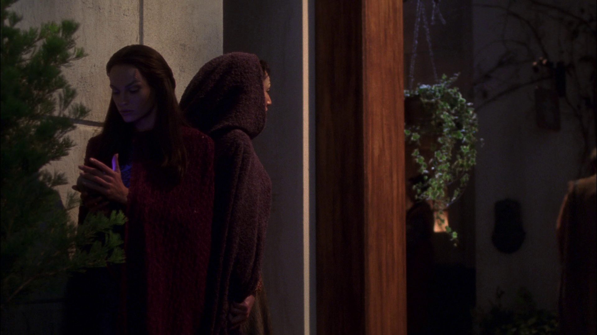 extant_StarTrek_ENT_1x09-Civilization_0732.jpg