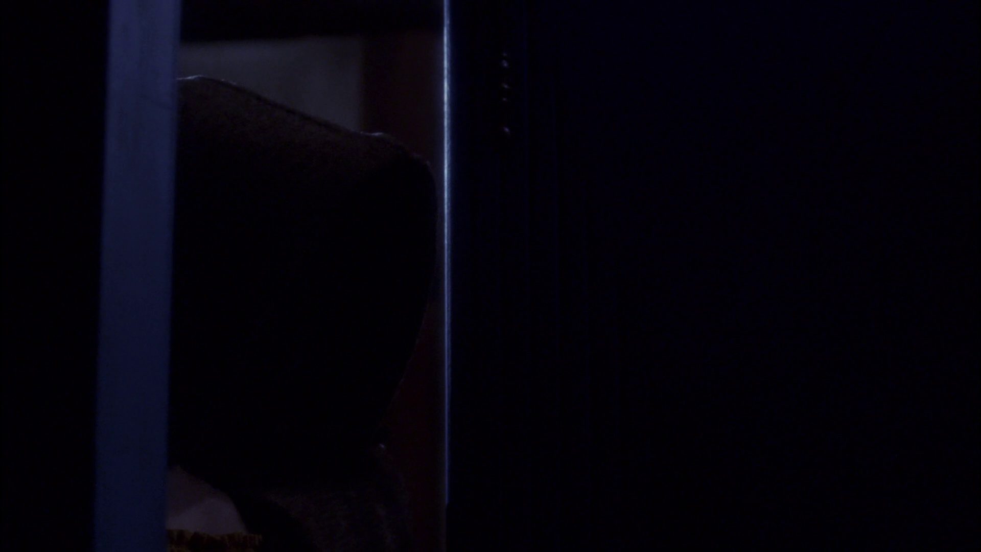 extant_StarTrek_ENT_1x09-Civilization_0948.jpg