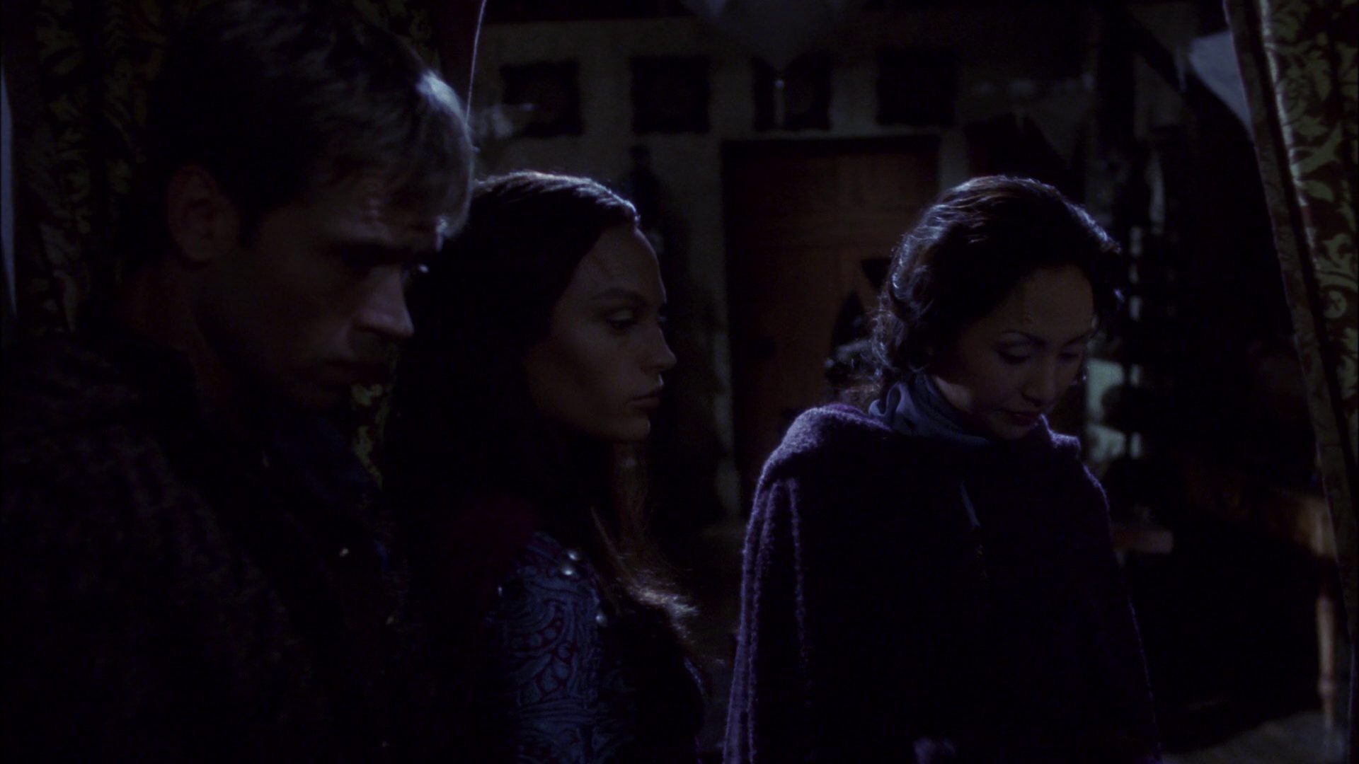 extant_StarTrek_ENT_1x09-Civilization_1120.jpg