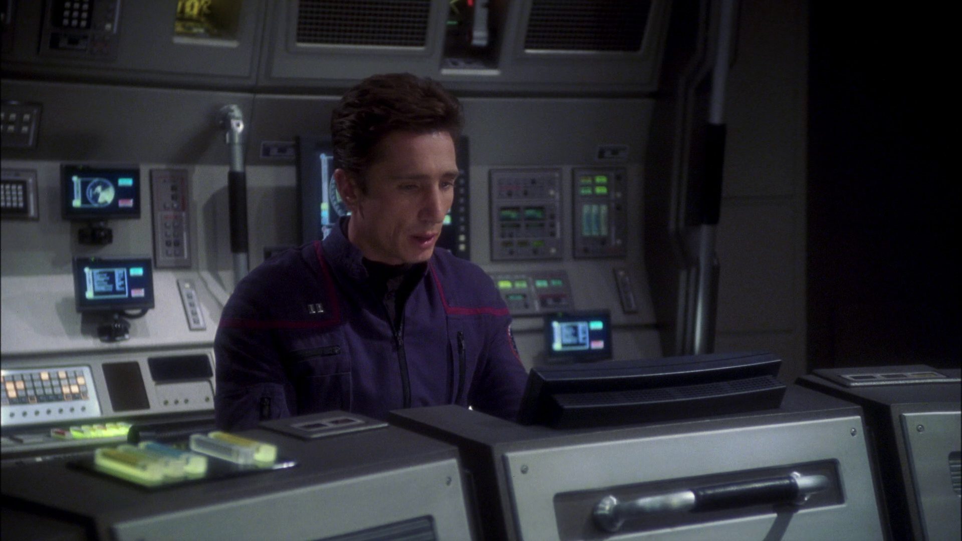 extant_StarTrek_ENT_1x09-Civilization_1316.jpg