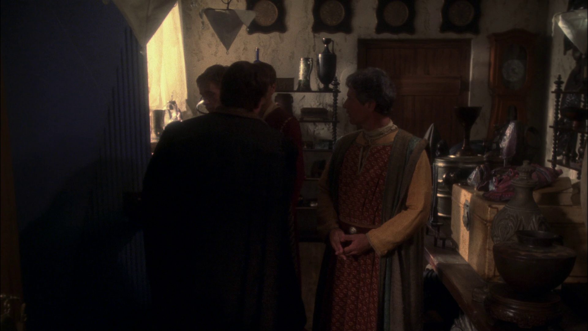 extant_StarTrek_ENT_1x09-Civilization_1687.jpg