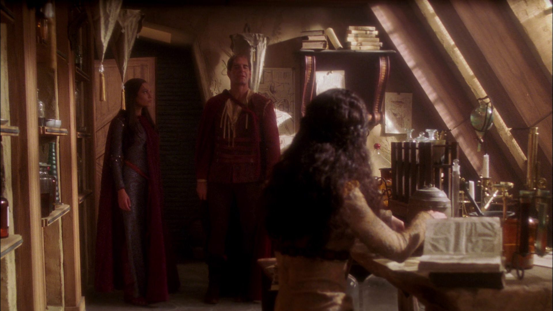 extant_StarTrek_ENT_1x09-Civilization_1727.jpg