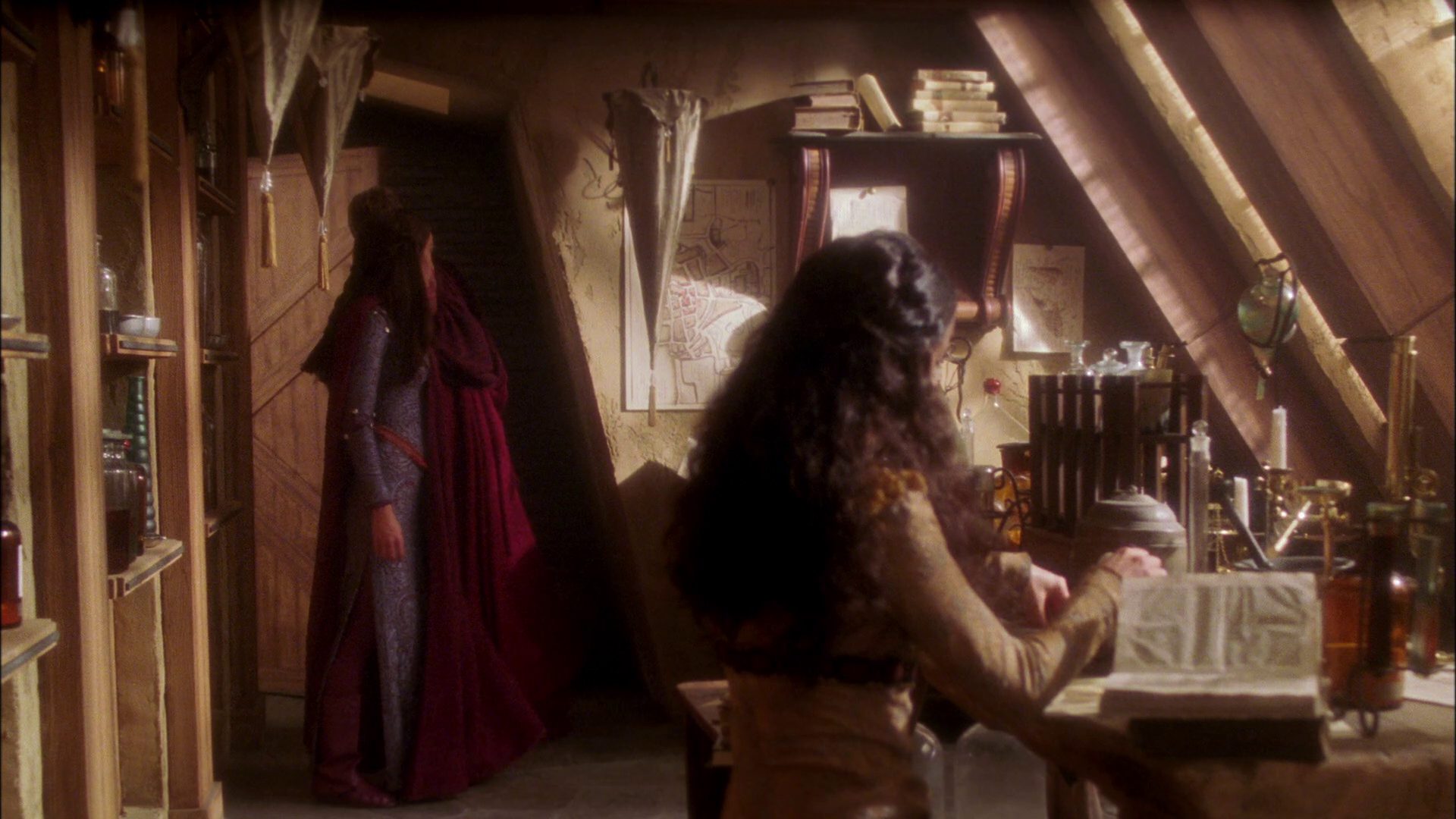 extant_StarTrek_ENT_1x09-Civilization_1731.jpg