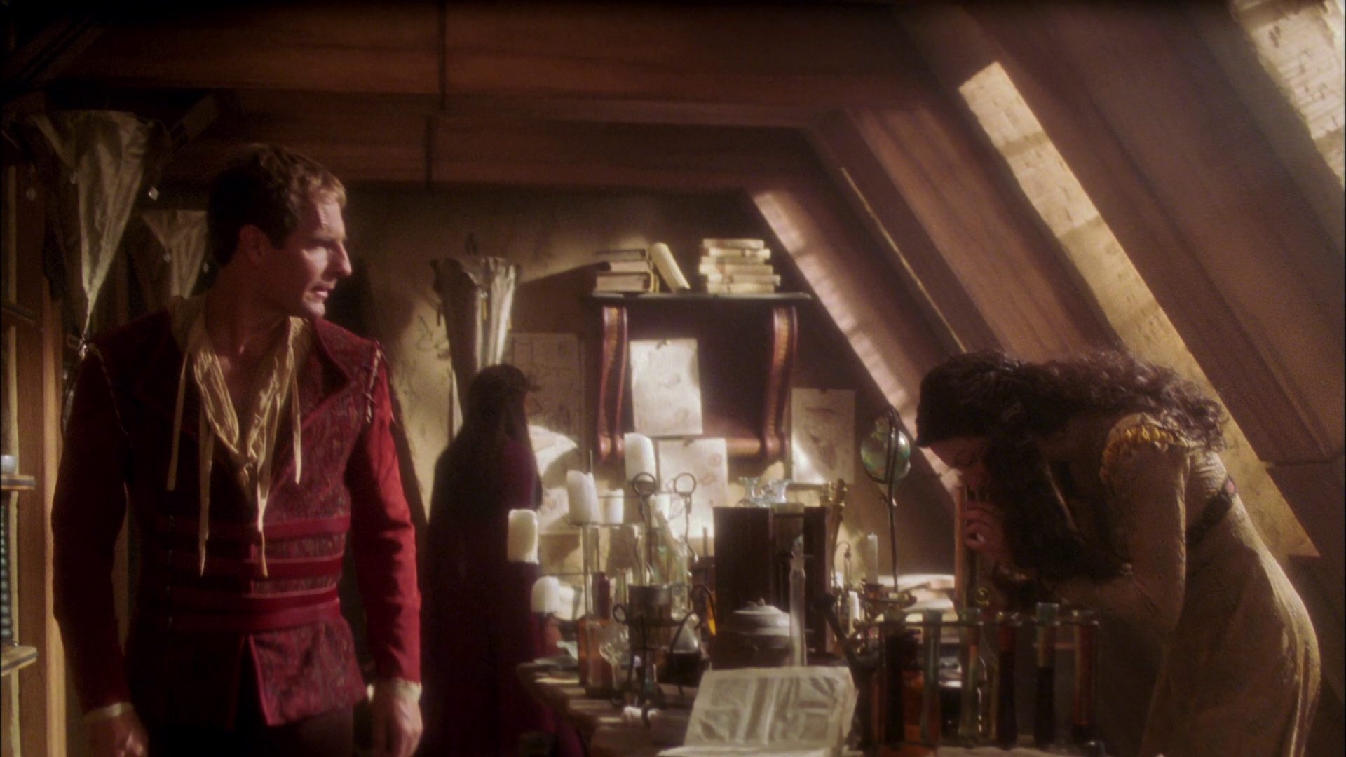 extant_StarTrek_ENT_1x09-Civilization_1789.jpg