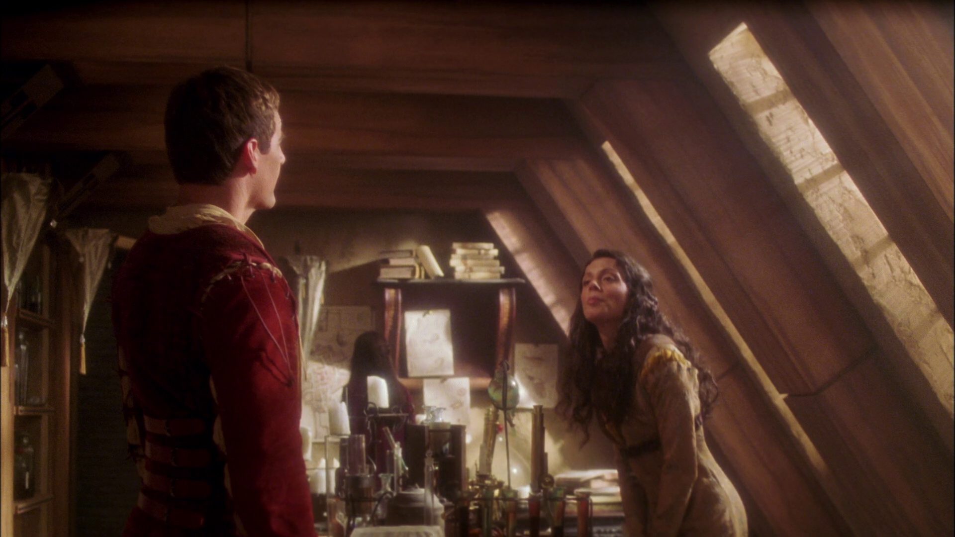 extant_StarTrek_ENT_1x09-Civilization_1795.jpg