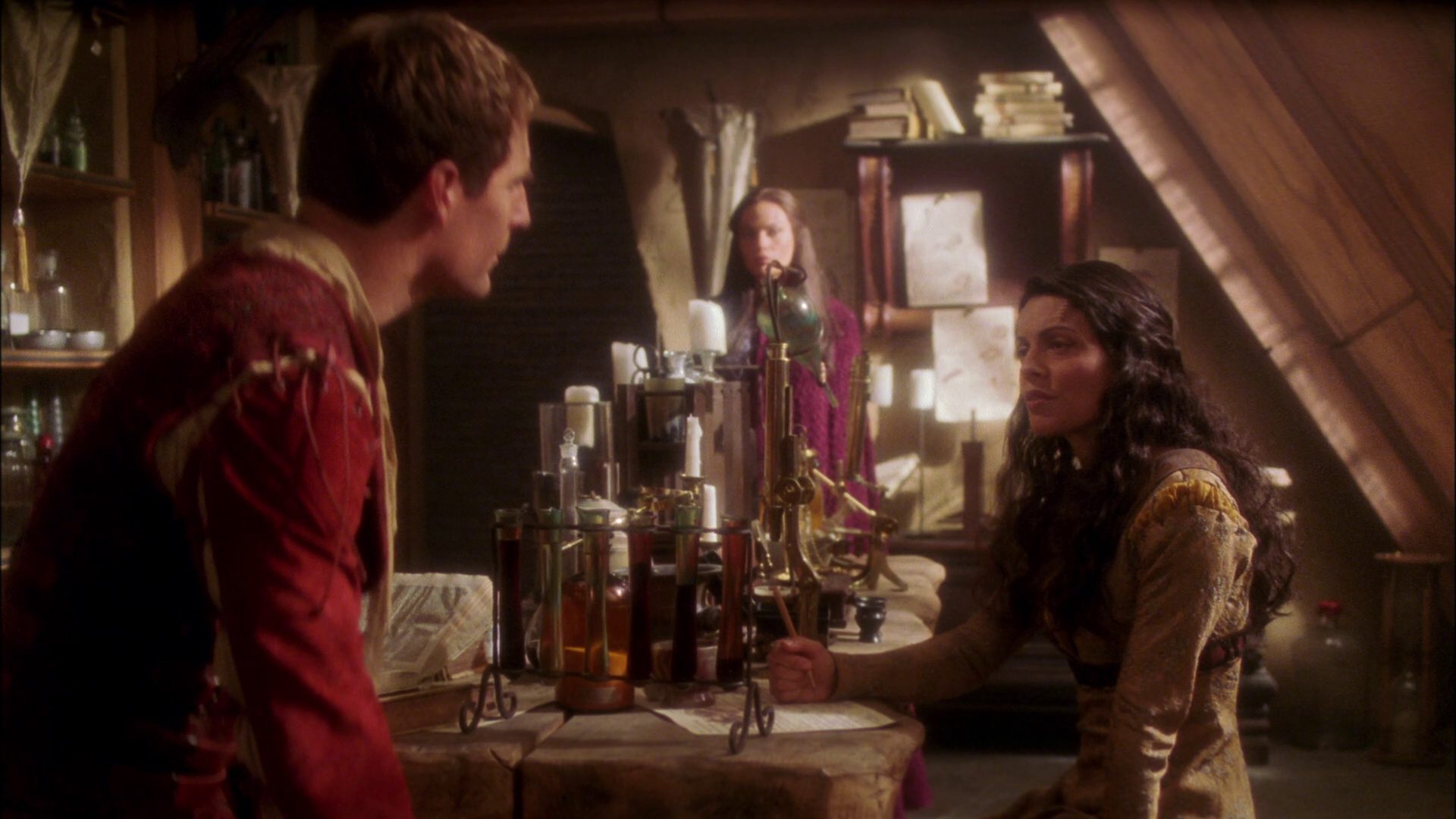extant_StarTrek_ENT_1x09-Civilization_1874.jpg