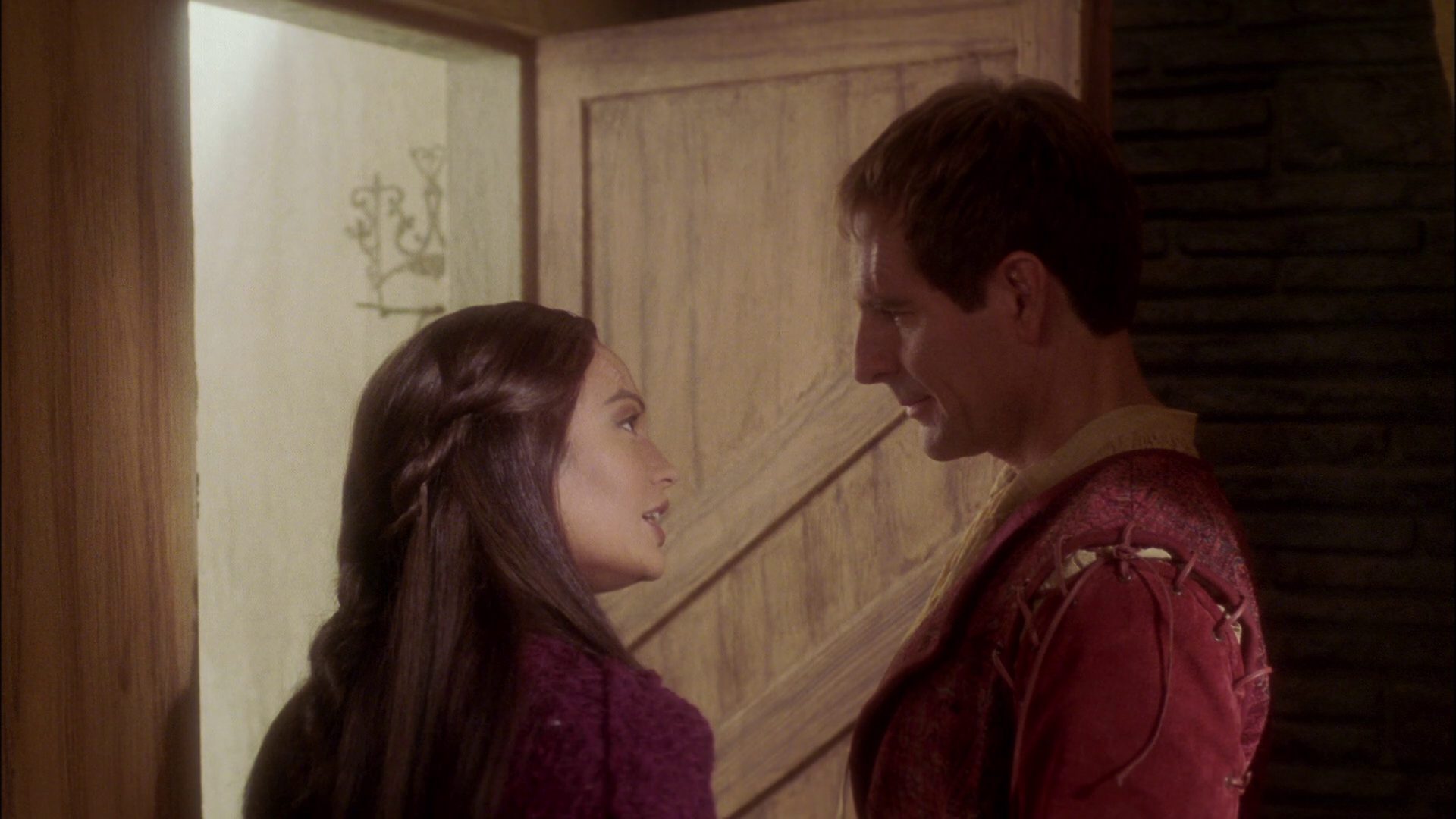 extant_StarTrek_ENT_1x09-Civilization_2008.jpg