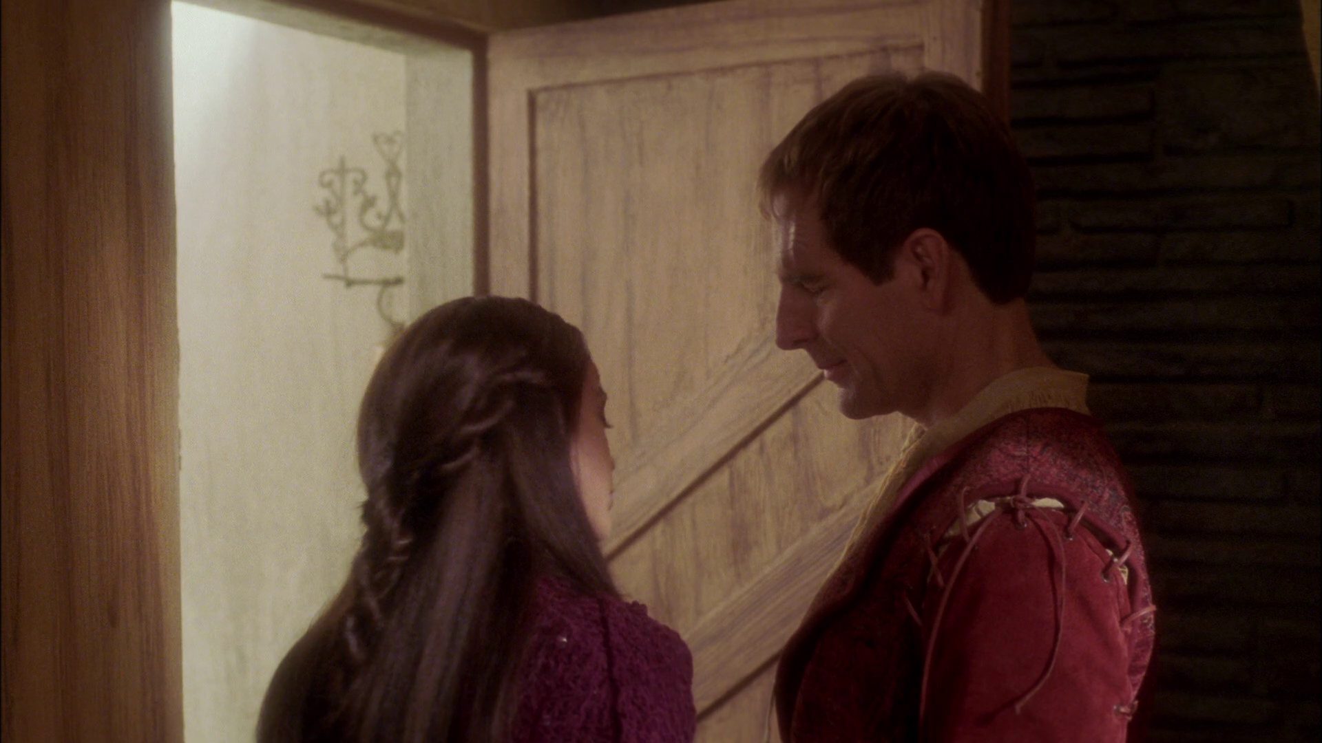 extant_StarTrek_ENT_1x09-Civilization_2009.jpg