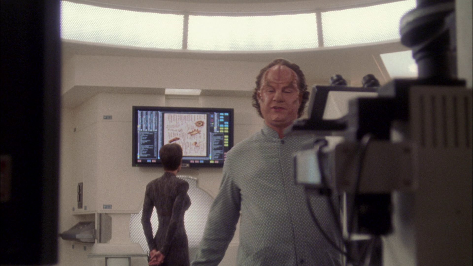extant_StarTrek_ENT_1x09-Civilization_2042.jpg