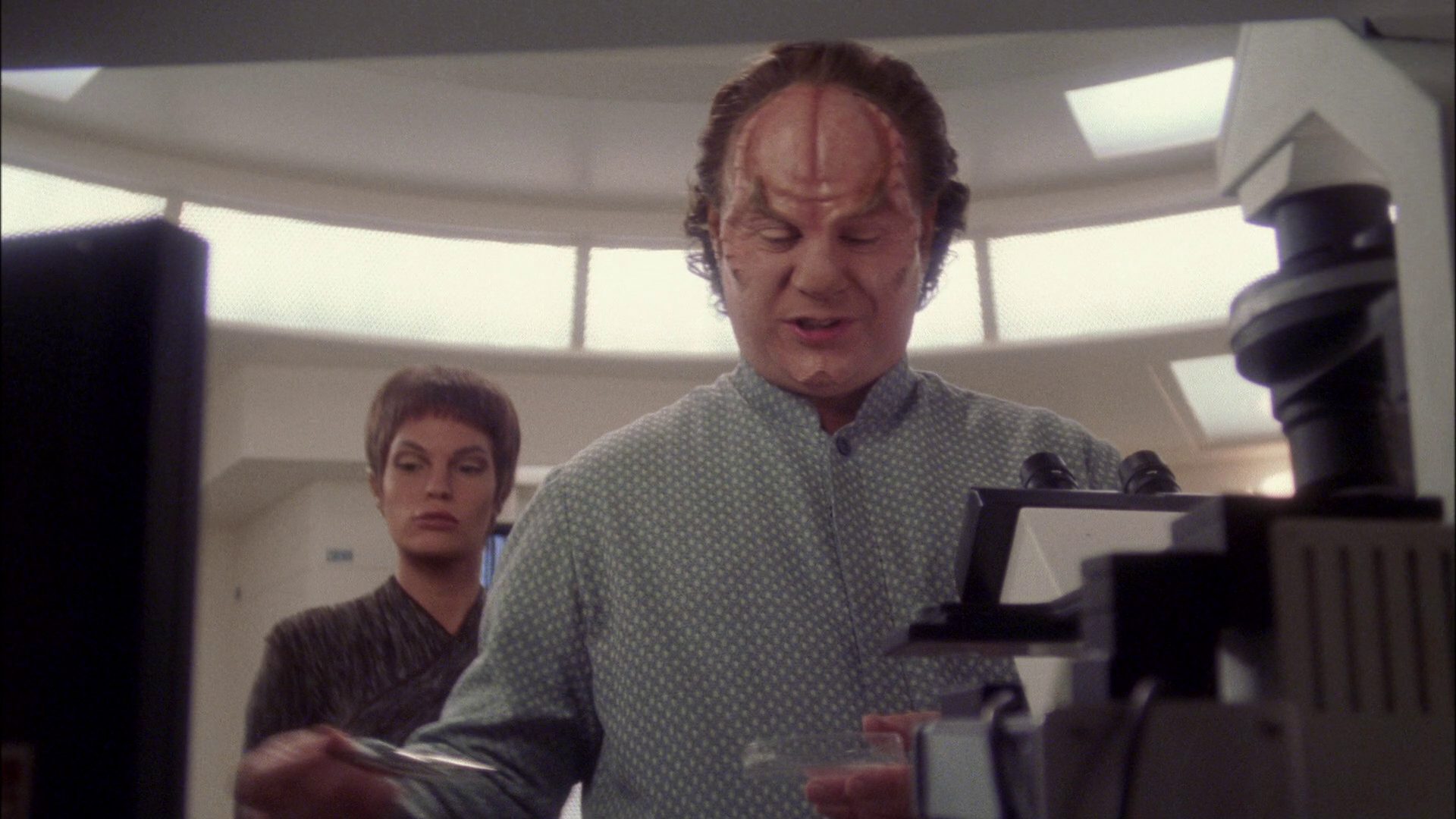 extant_StarTrek_ENT_1x09-Civilization_2048.jpg