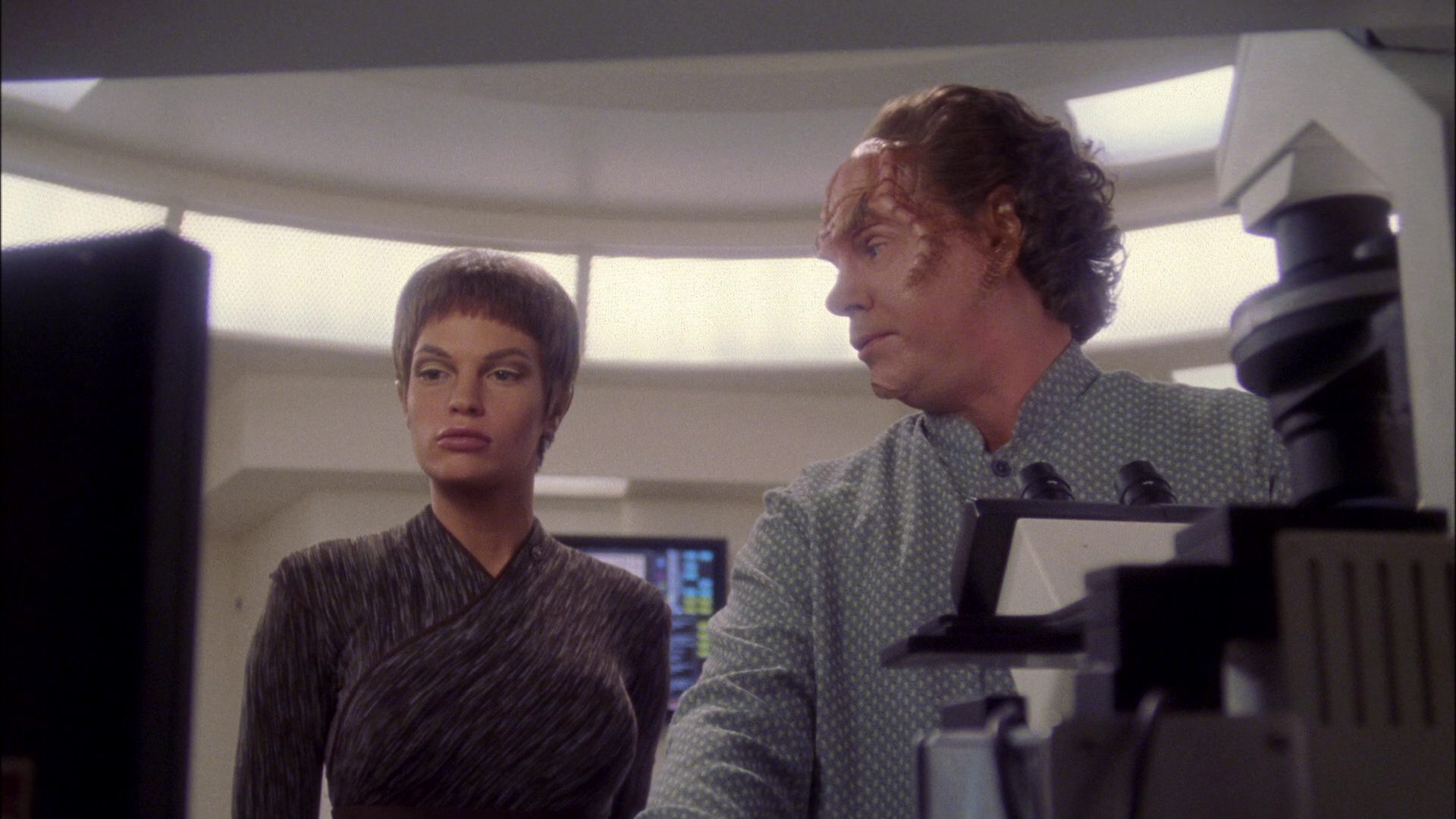 extant_StarTrek_ENT_1x09-Civilization_2097.jpg