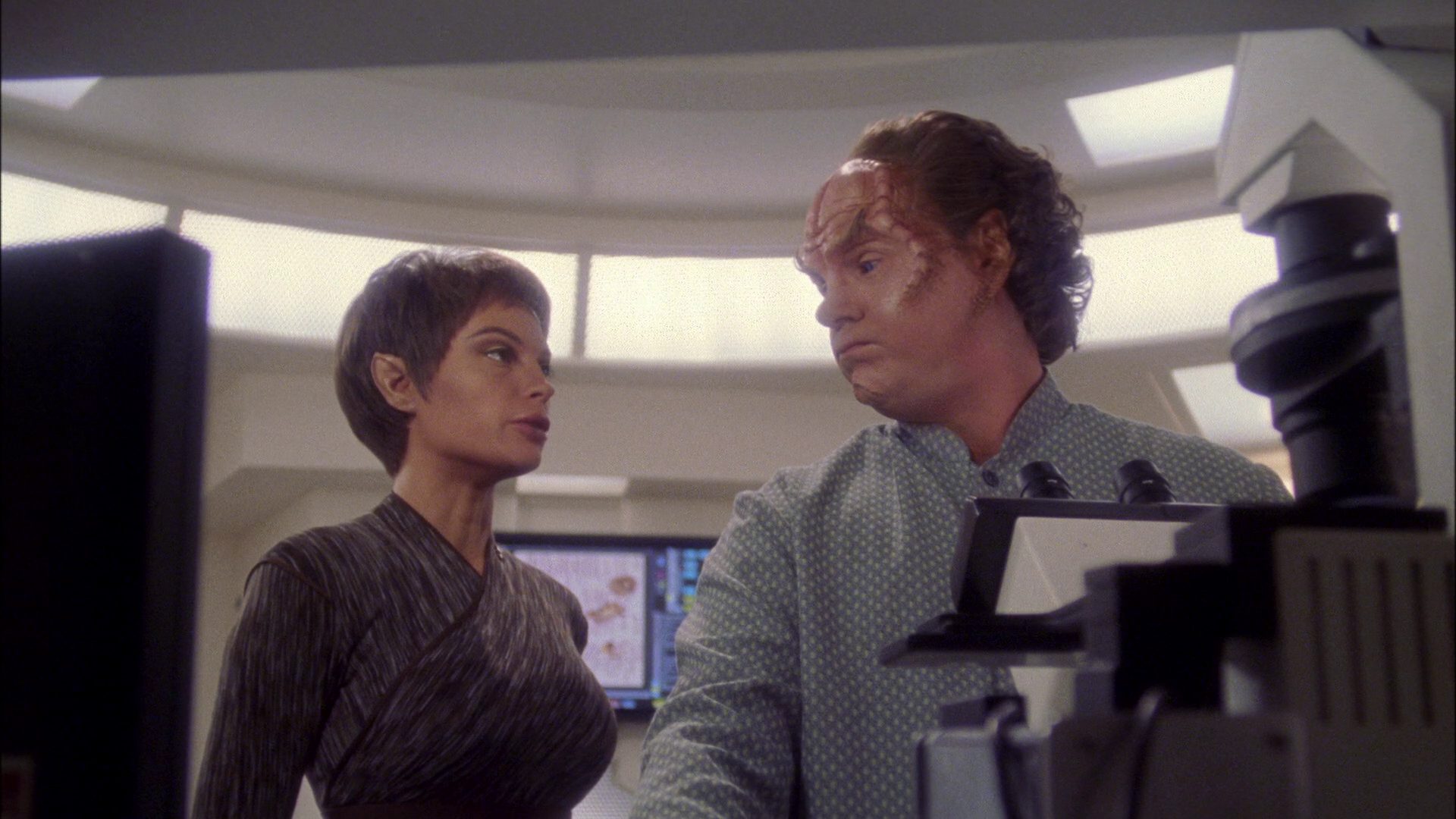 extant_StarTrek_ENT_1x09-Civilization_2104.jpg