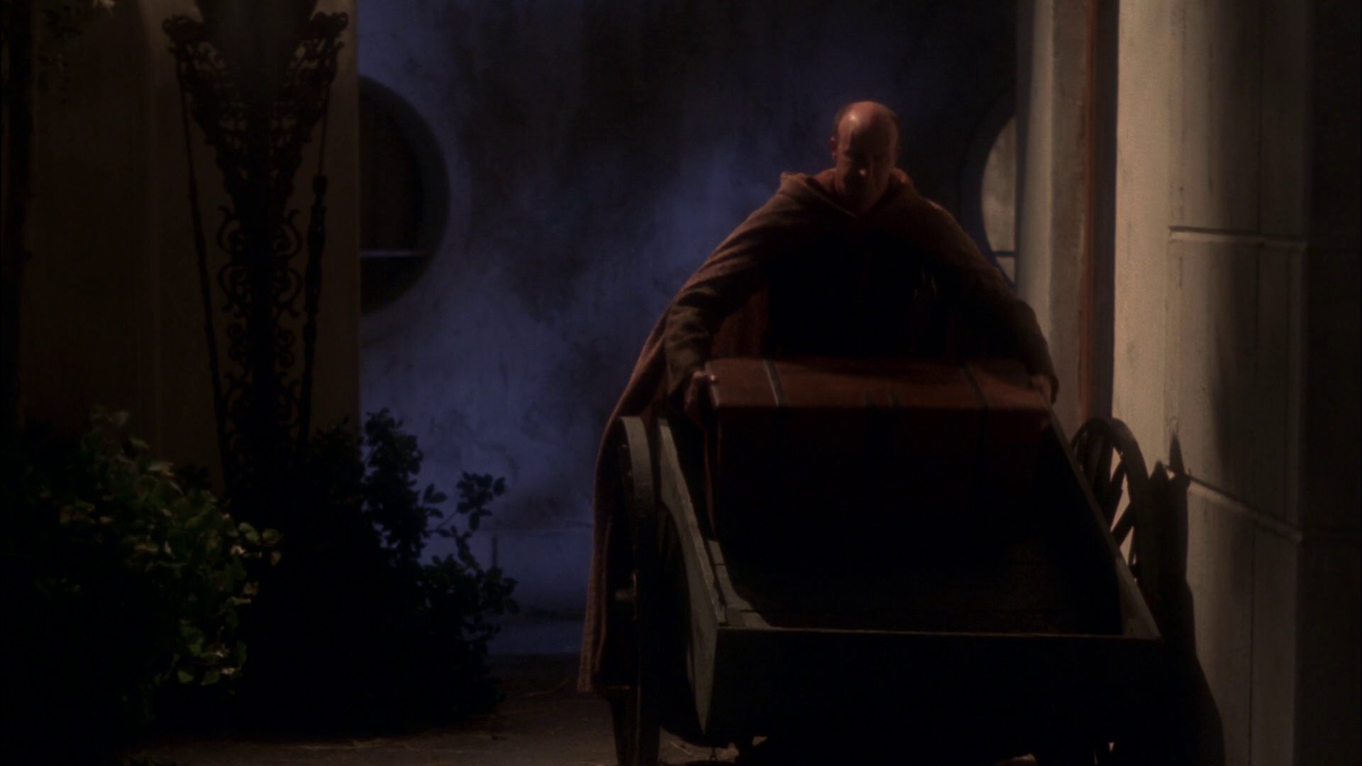 extant_StarTrek_ENT_1x09-Civilization_2281.jpg