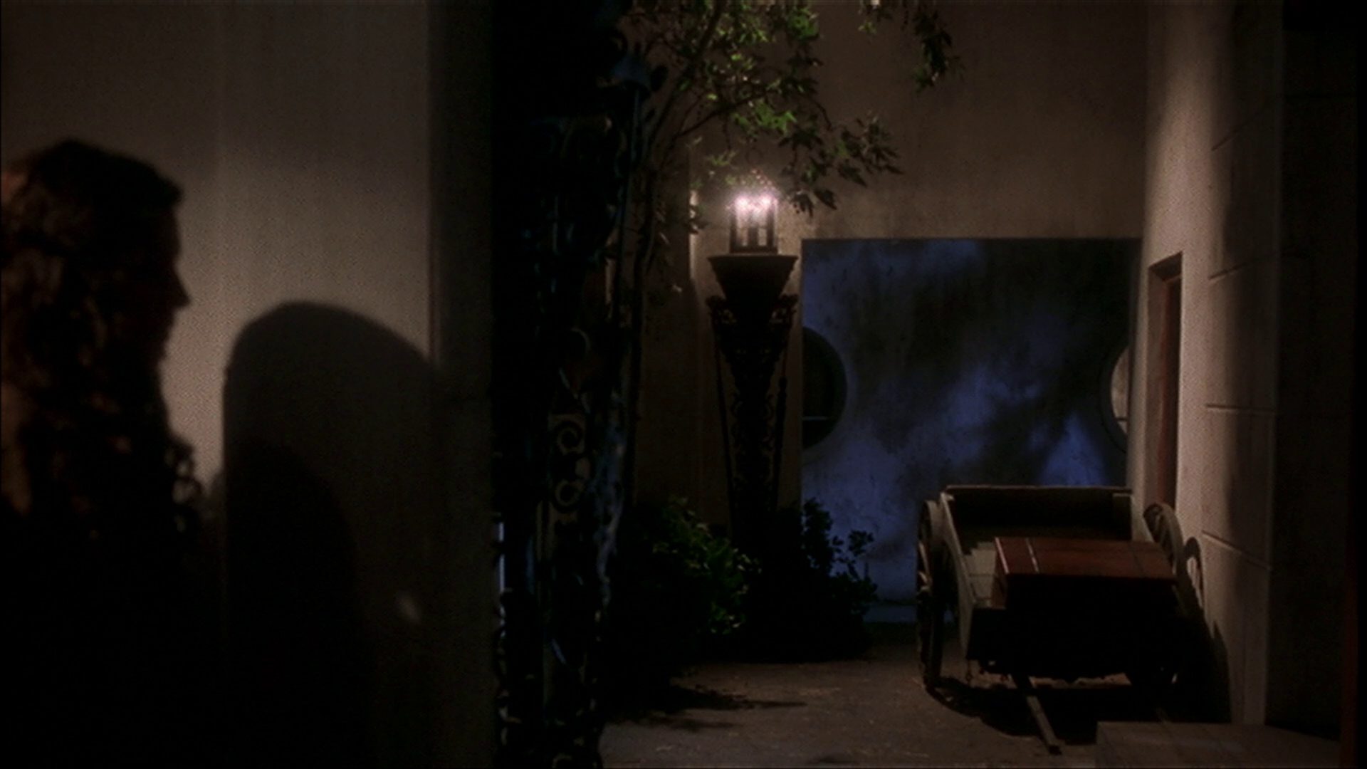 extant_StarTrek_ENT_1x09-Civilization_2289.jpg