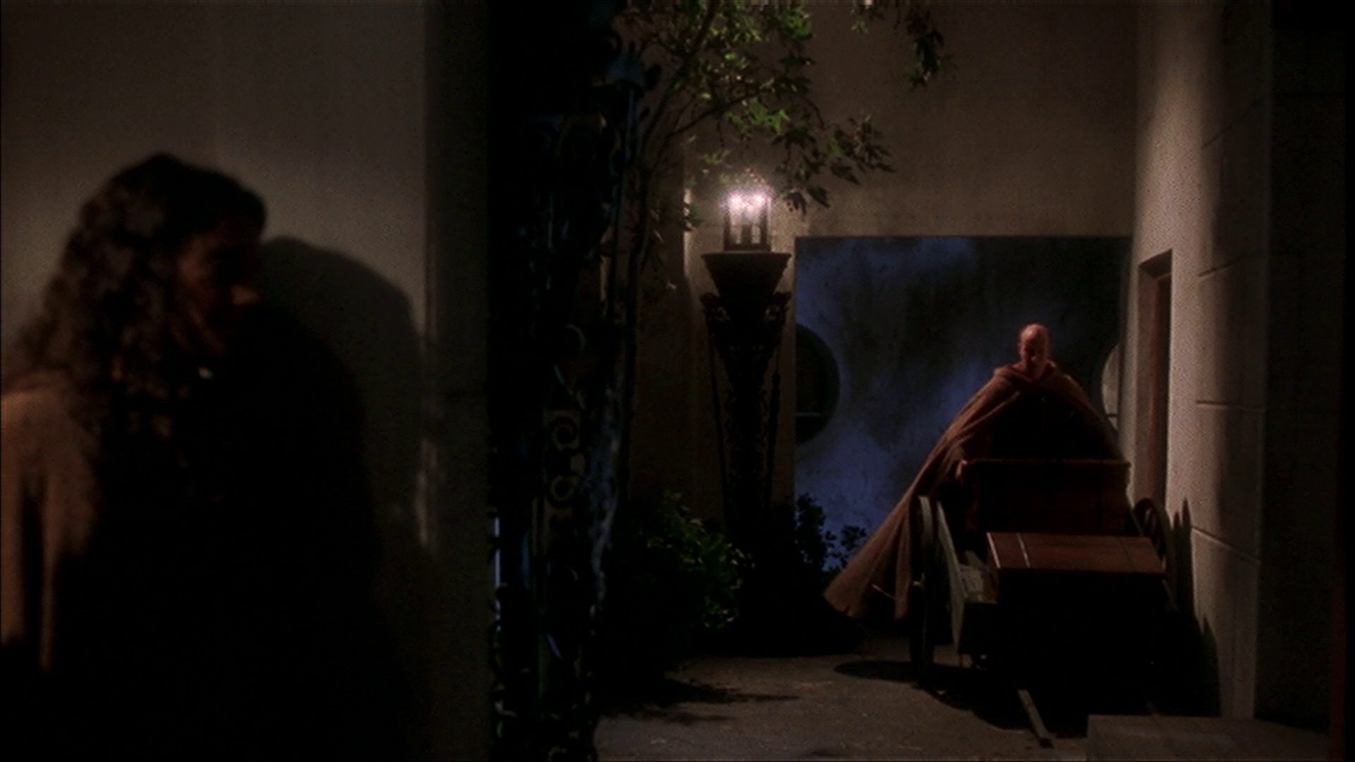 extant_StarTrek_ENT_1x09-Civilization_2295.jpg