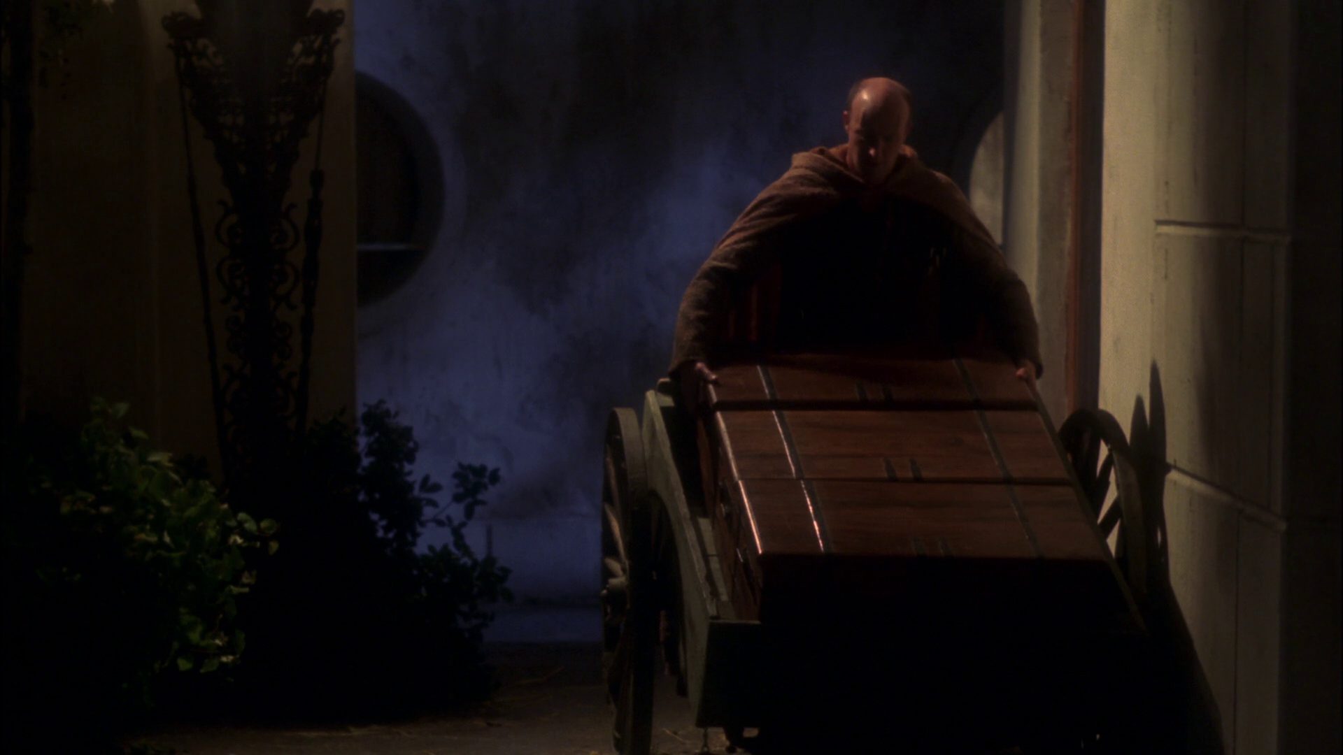 extant_StarTrek_ENT_1x09-Civilization_2307.jpg