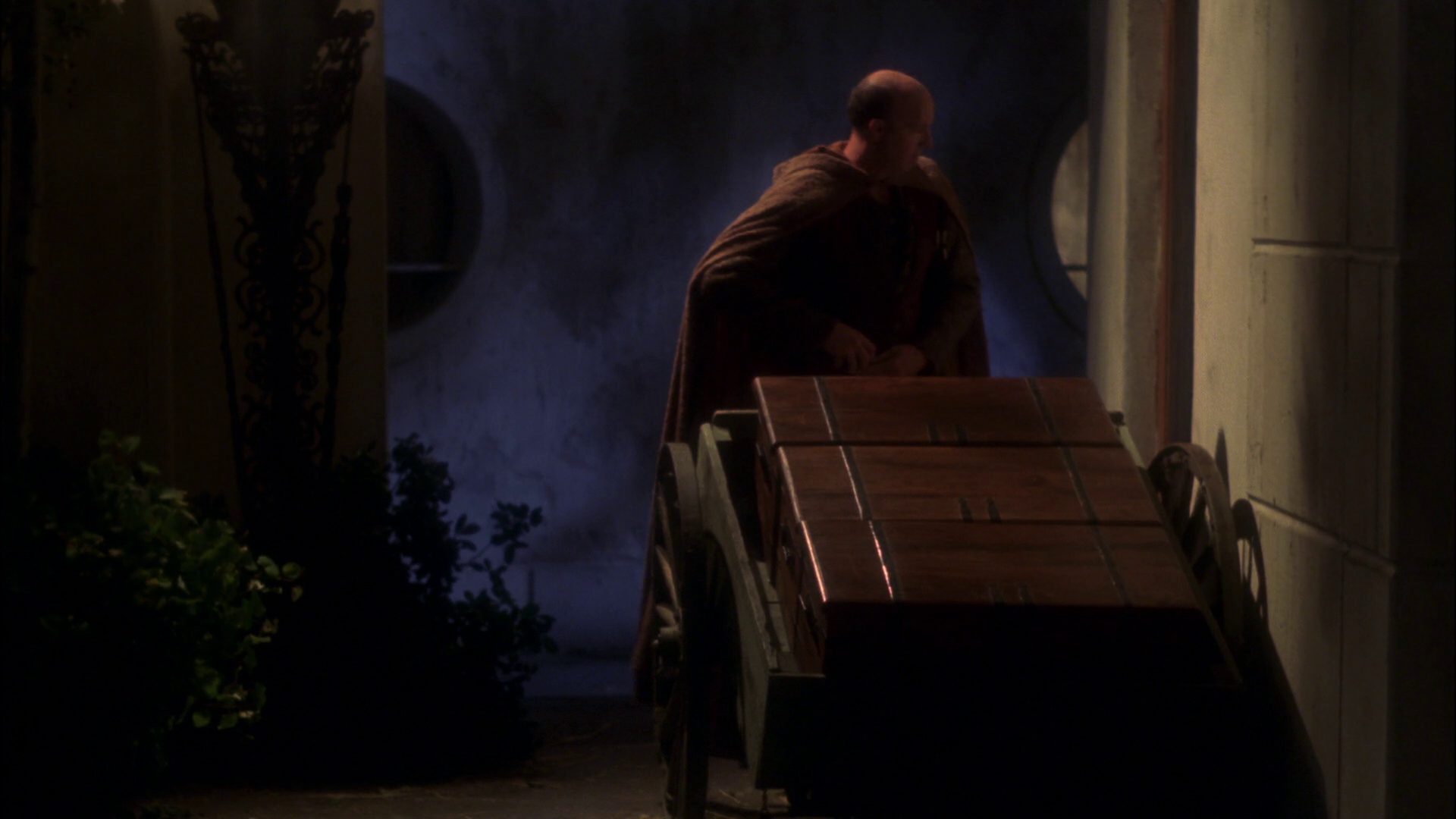extant_StarTrek_ENT_1x09-Civilization_2309.jpg