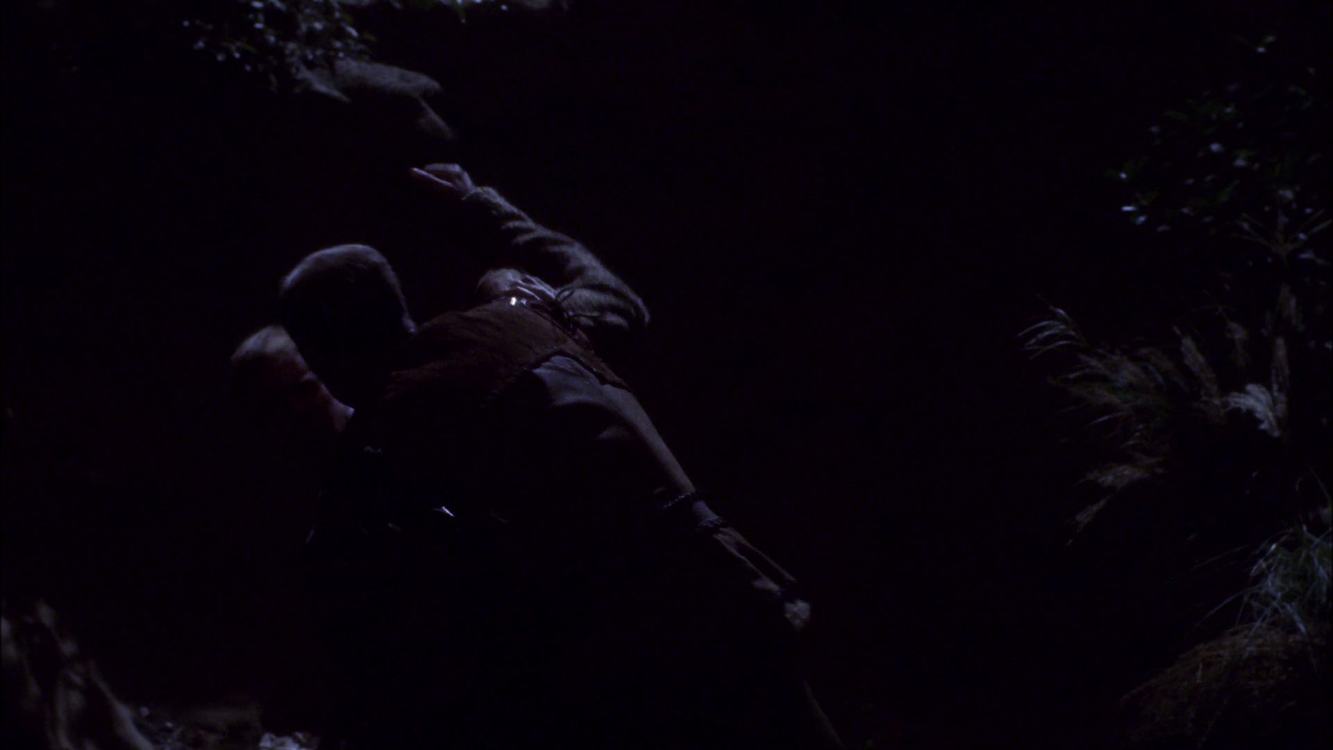 extant_StarTrek_ENT_1x09-Civilization_2549.jpg