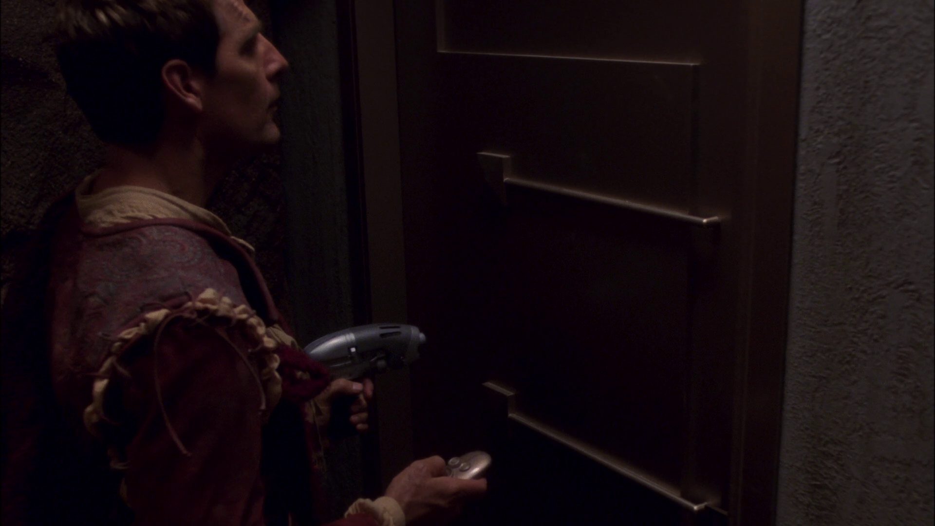 extant_StarTrek_ENT_1x09-Civilization_2710.jpg