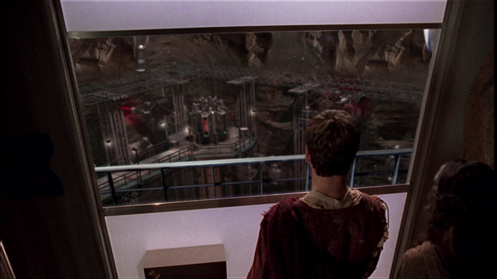 extant_StarTrek_ENT_1x09-Civilization_2758.jpg