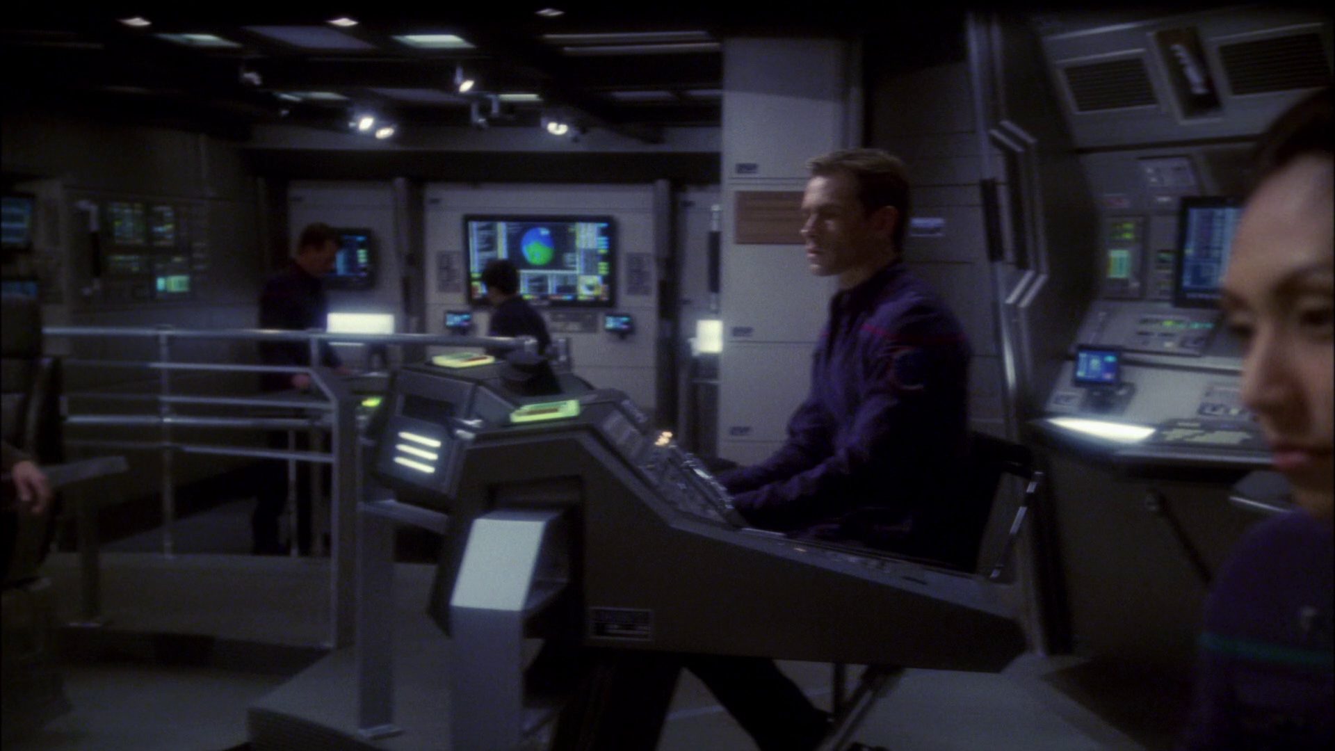 extant_StarTrek_ENT_1x09-Civilization_2784.jpg
