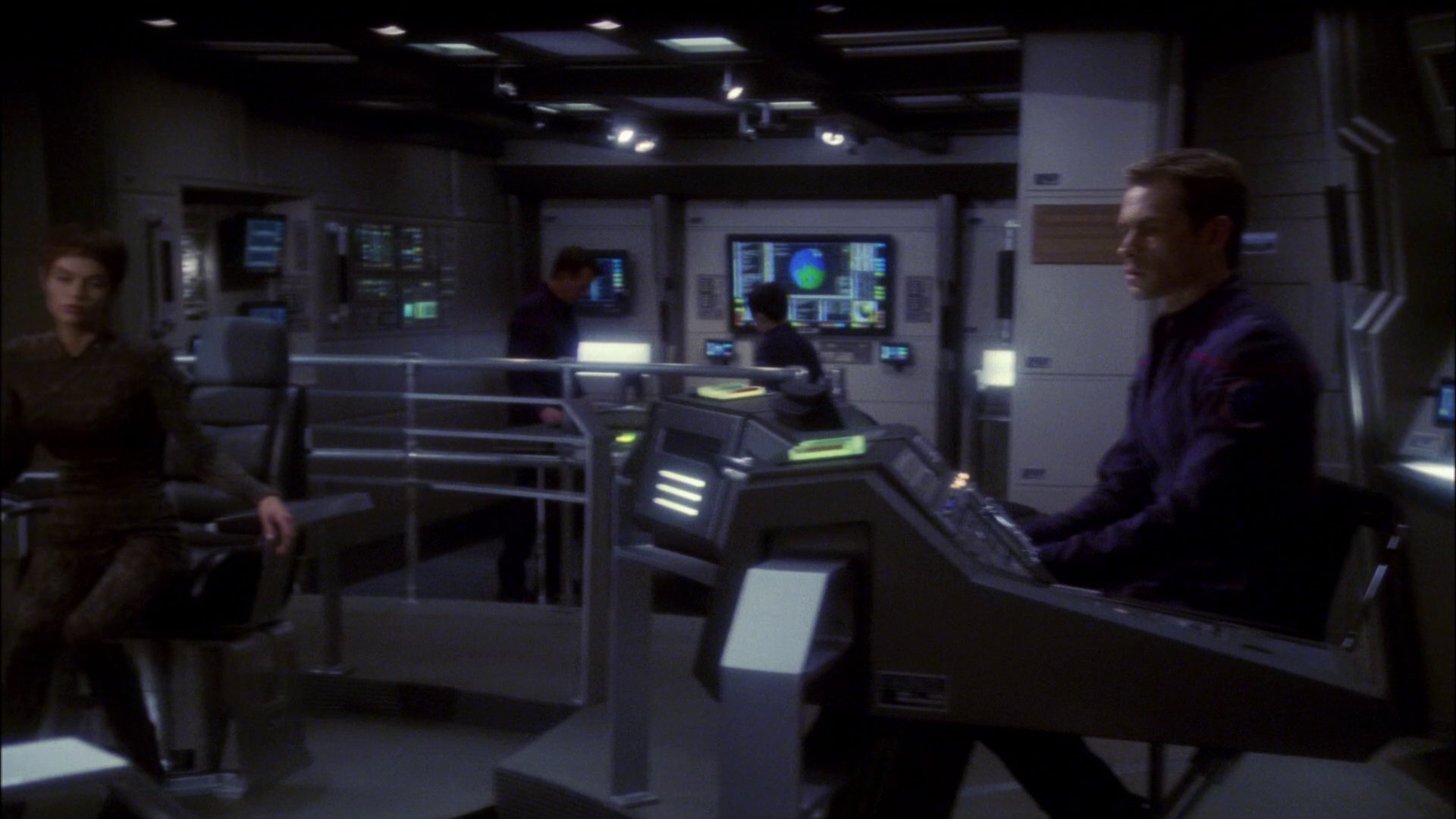 extant_StarTrek_ENT_1x09-Civilization_2785.jpg