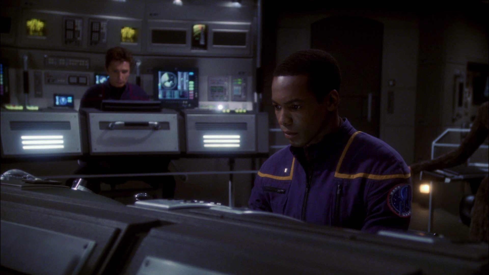 extant_StarTrek_ENT_1x09-Civilization_2941.jpg