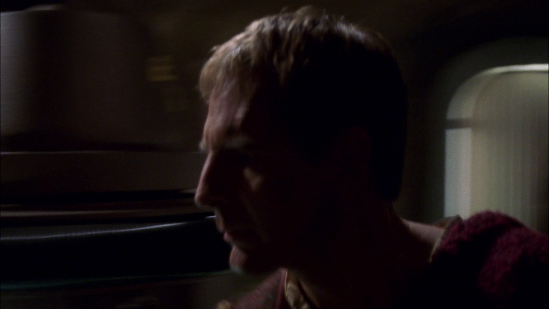extant_StarTrek_ENT_1x09-Civilization_3021.jpg