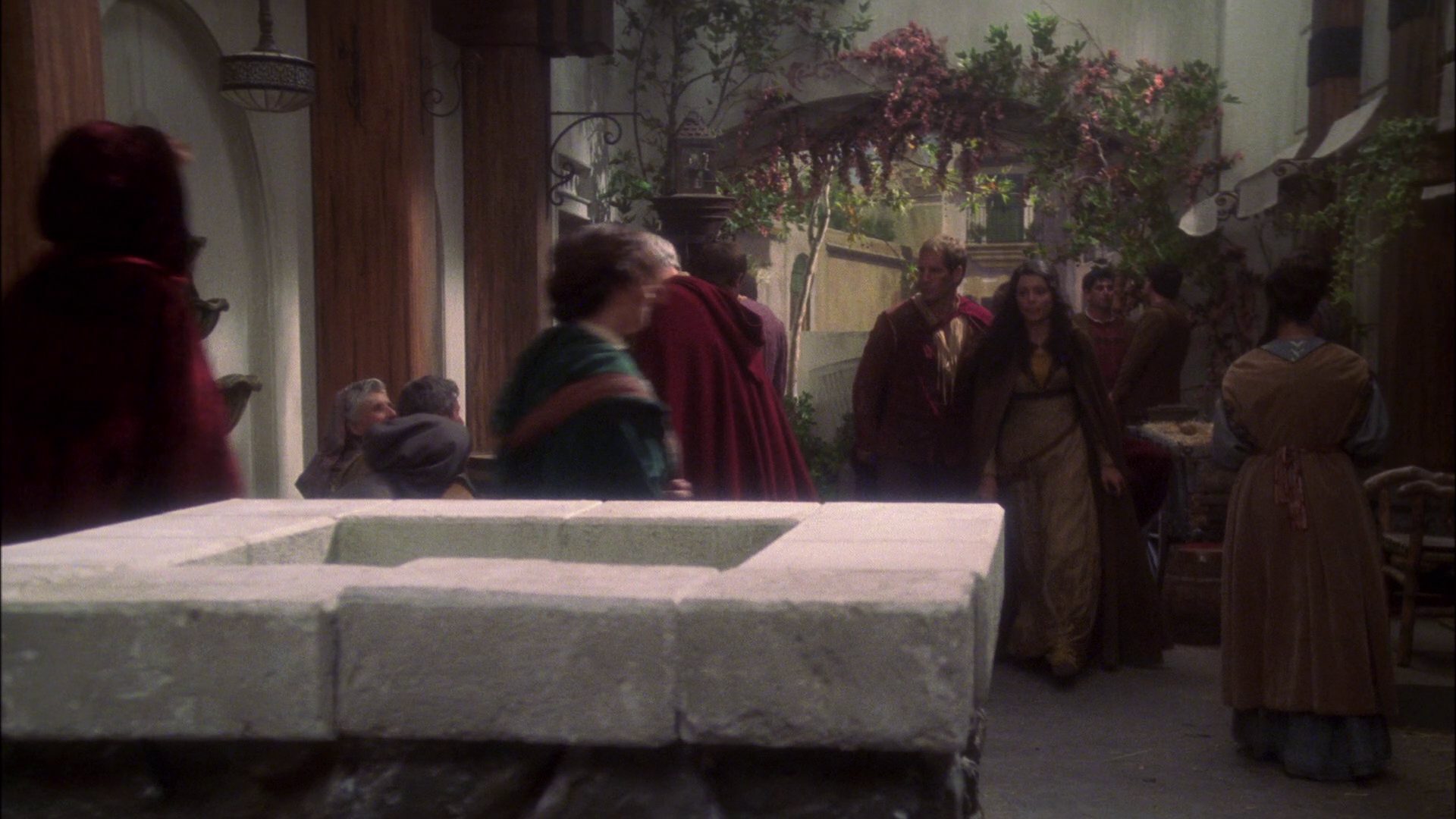 extant_StarTrek_ENT_1x09-Civilization_3309.jpg