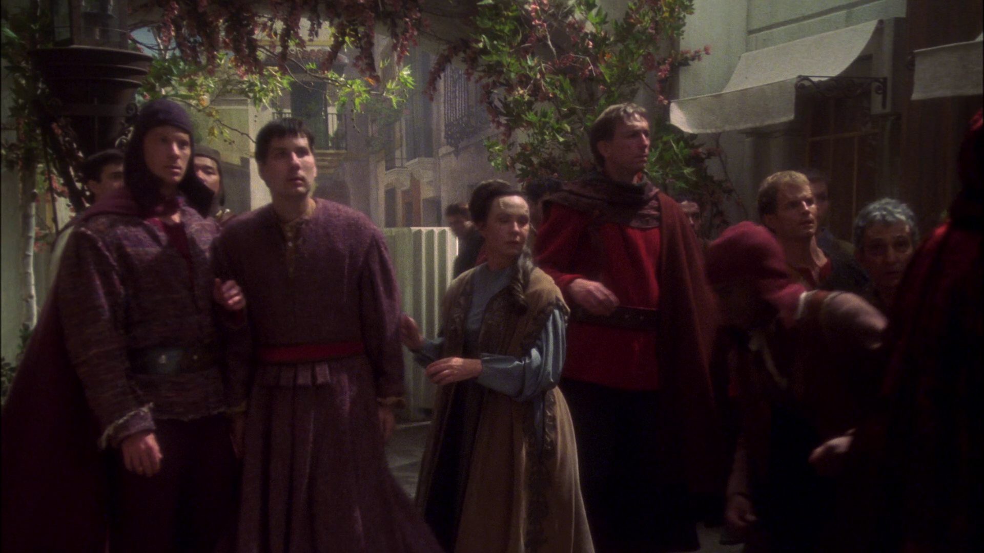 extant_StarTrek_ENT_1x09-Civilization_3320.jpg
