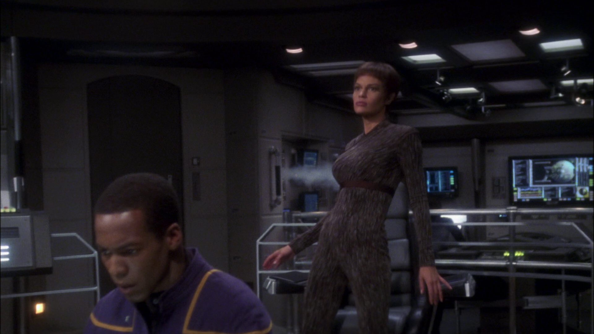 extant_StarTrek_ENT_1x09-Civilization_3409.jpg