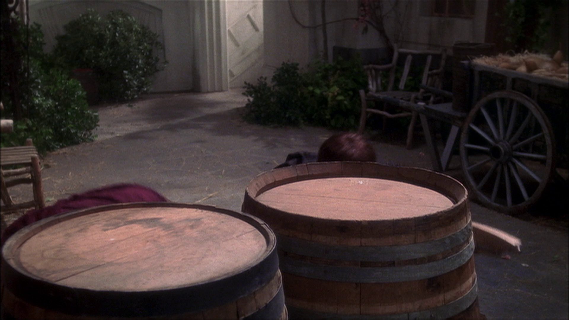 extant_StarTrek_ENT_1x09-Civilization_3425.jpg