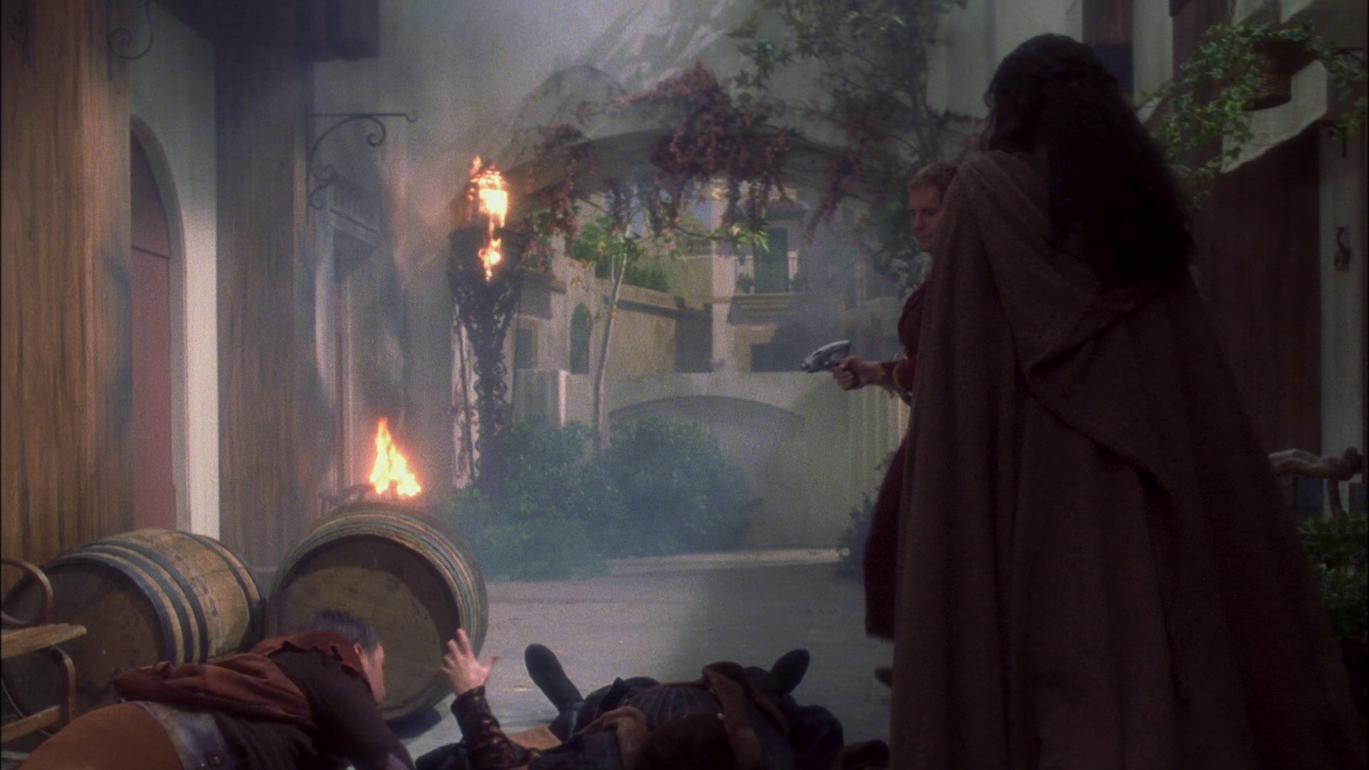 extant_StarTrek_ENT_1x09-Civilization_3494.jpg