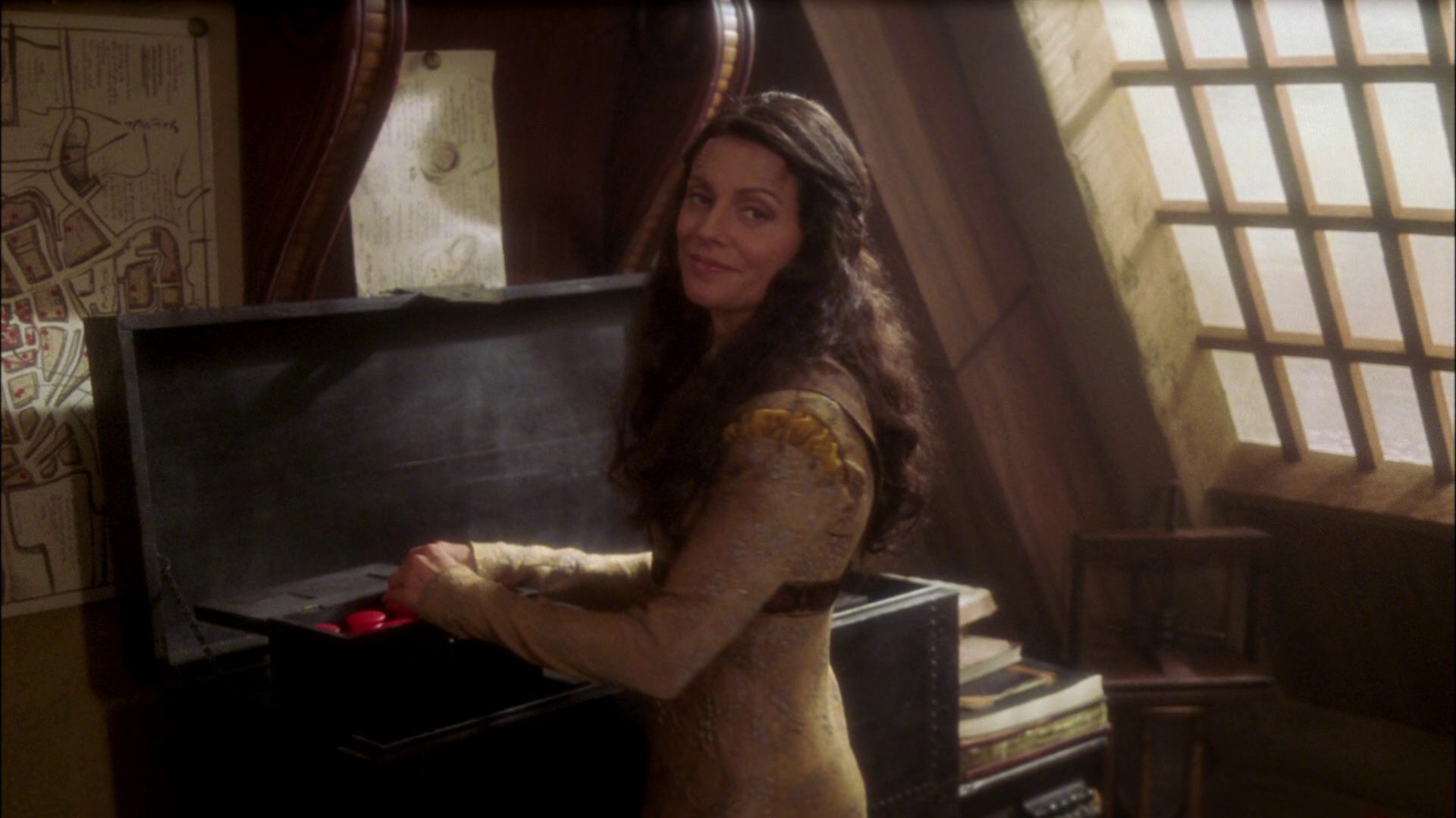 extant_StarTrek_ENT_1x09-Civilization_3623.jpg