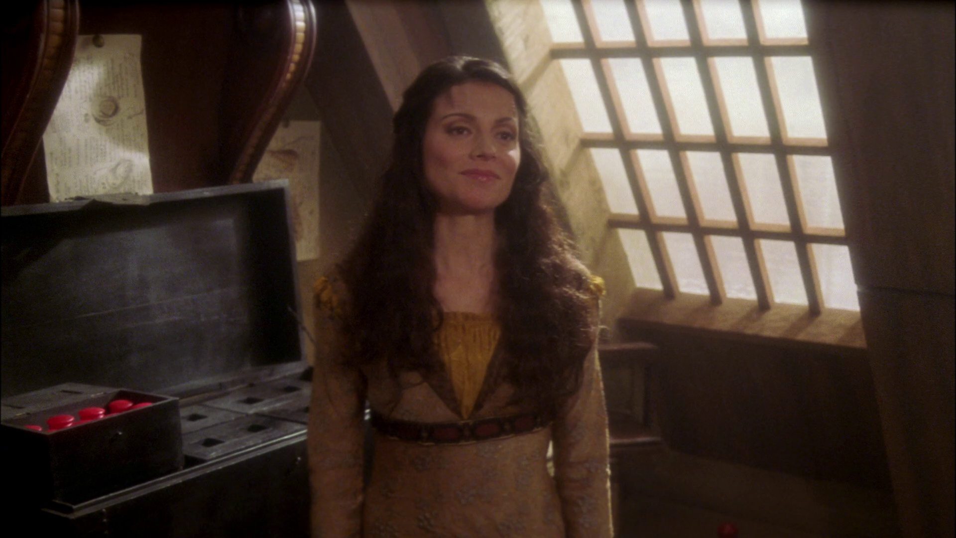 extant_StarTrek_ENT_1x09-Civilization_3627.jpg