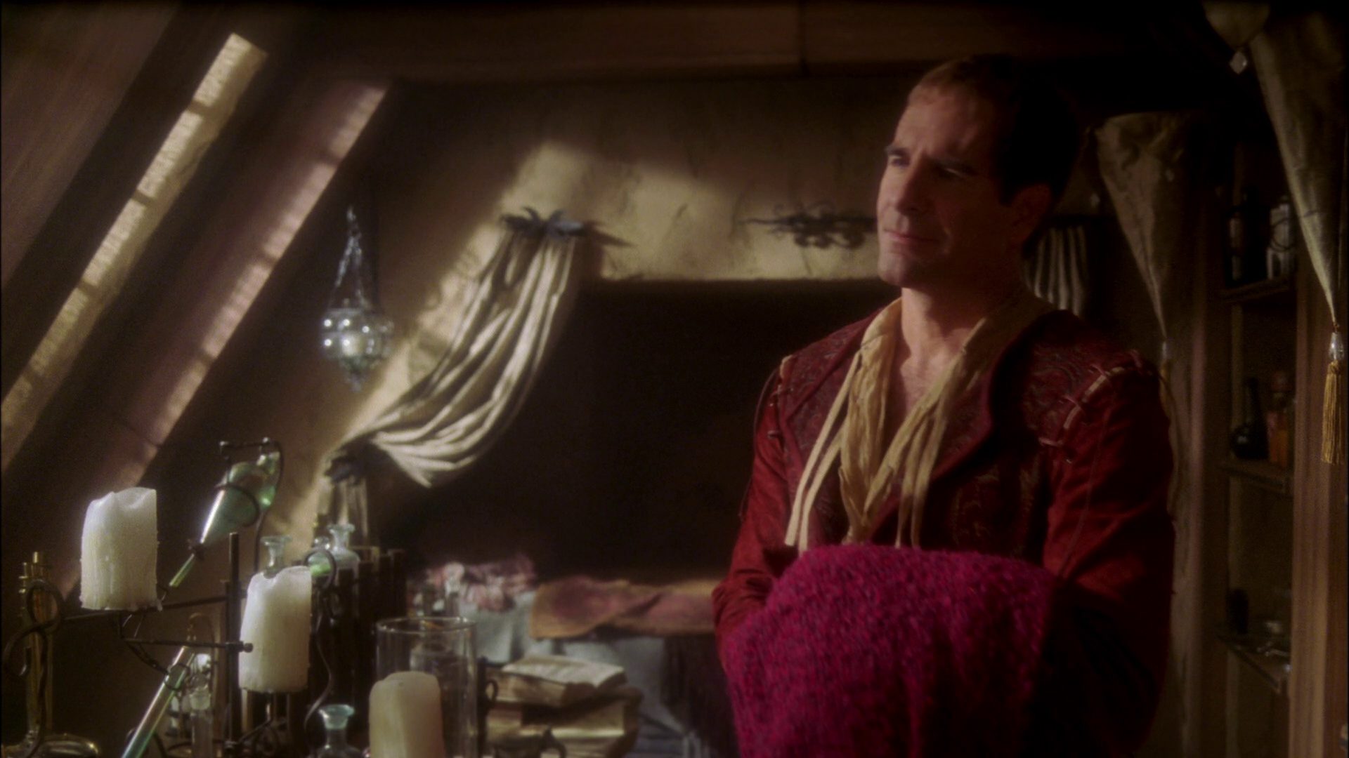 extant_StarTrek_ENT_1x09-Civilization_3632.jpg