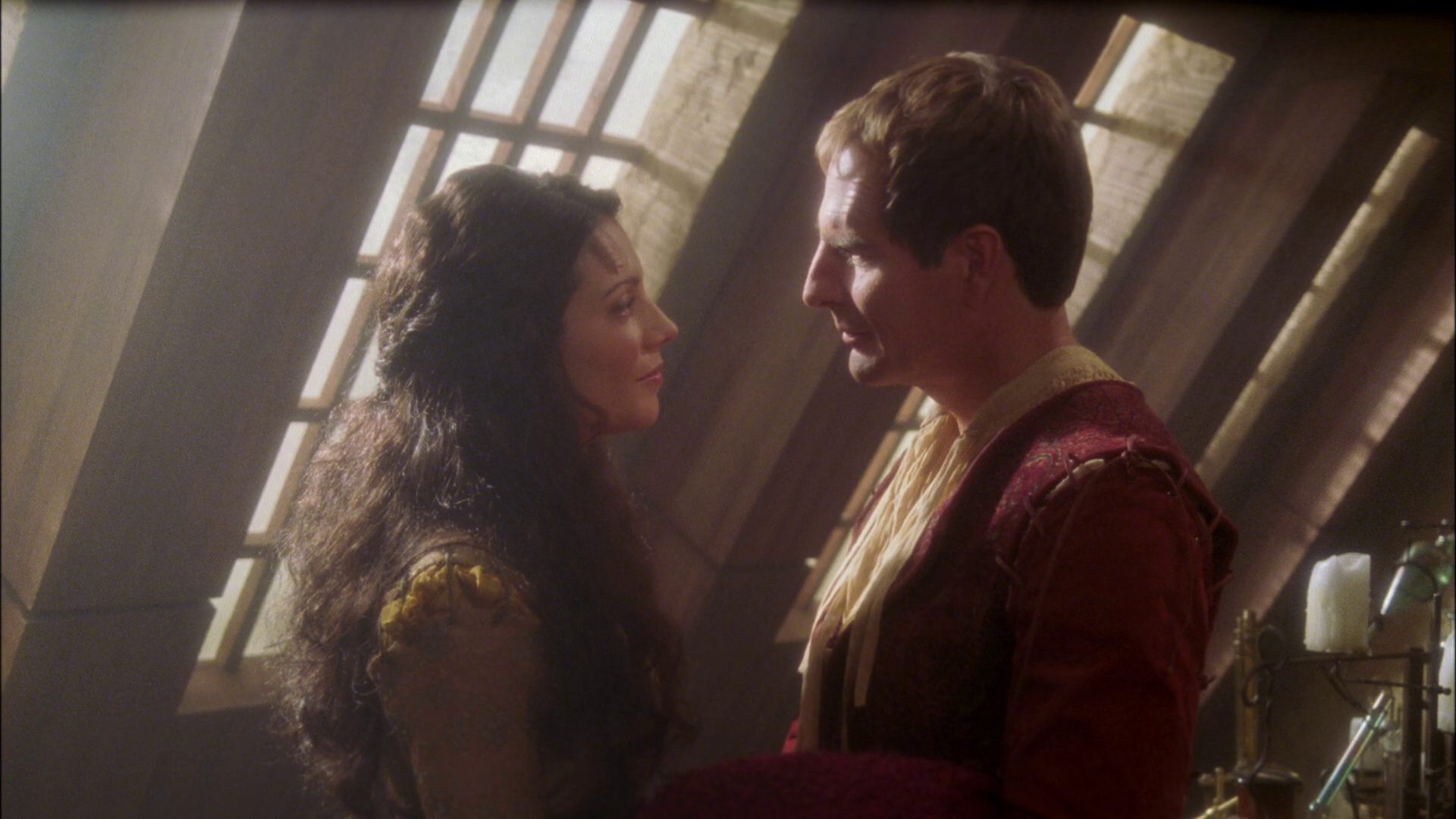 extant_StarTrek_ENT_1x09-Civilization_3645.jpg
