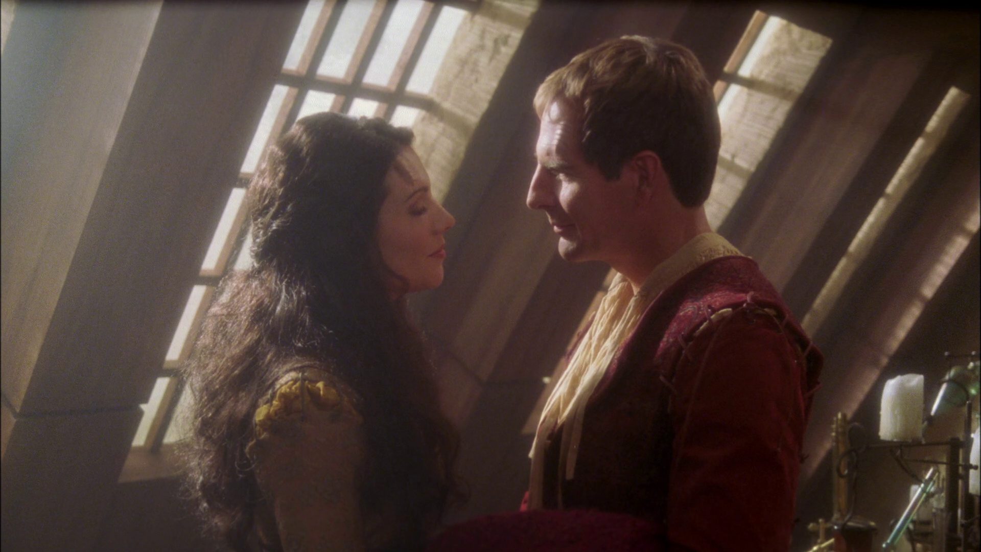 extant_StarTrek_ENT_1x09-Civilization_3646.jpg