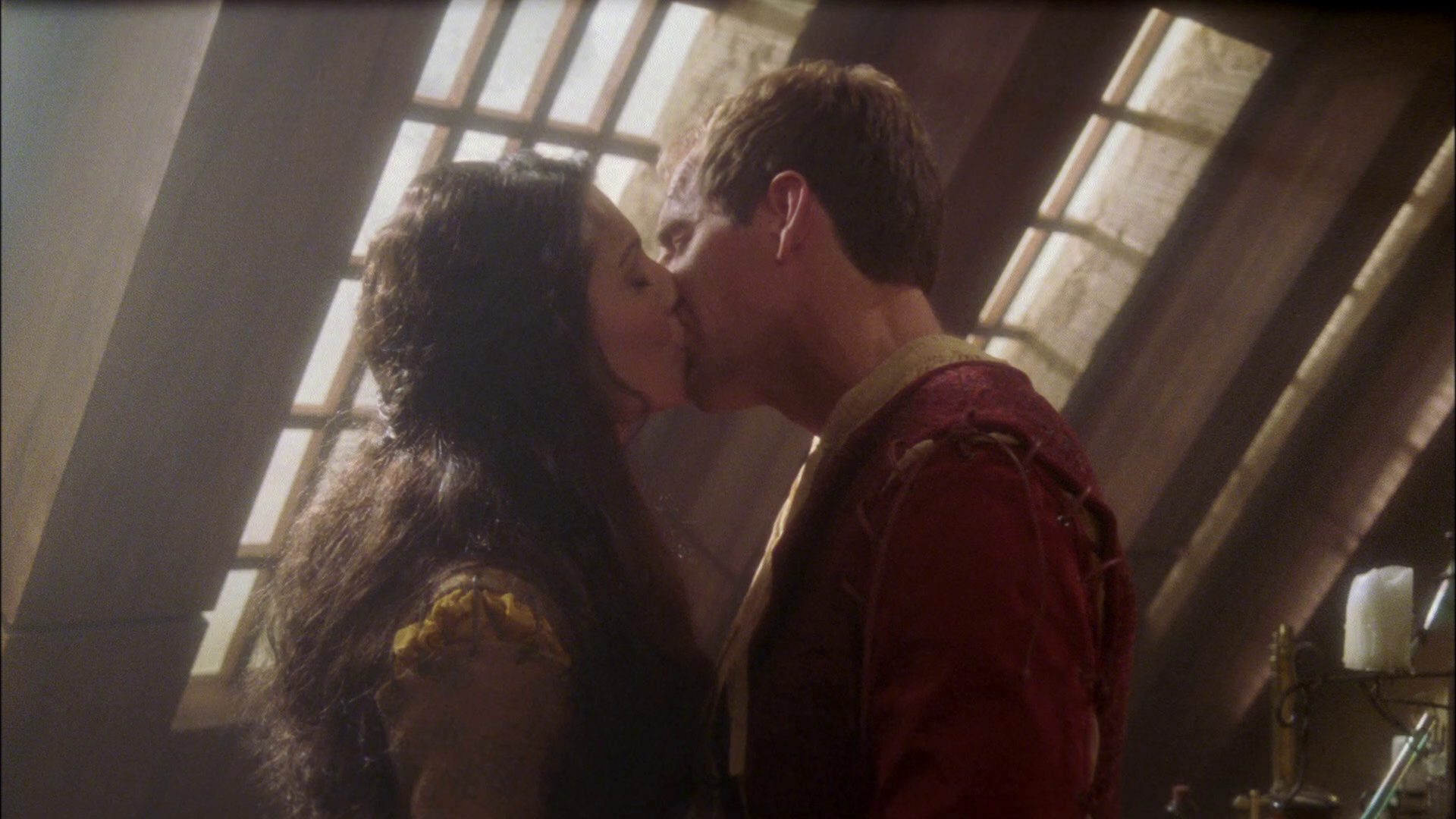 extant_StarTrek_ENT_1x09-Civilization_3650.jpg