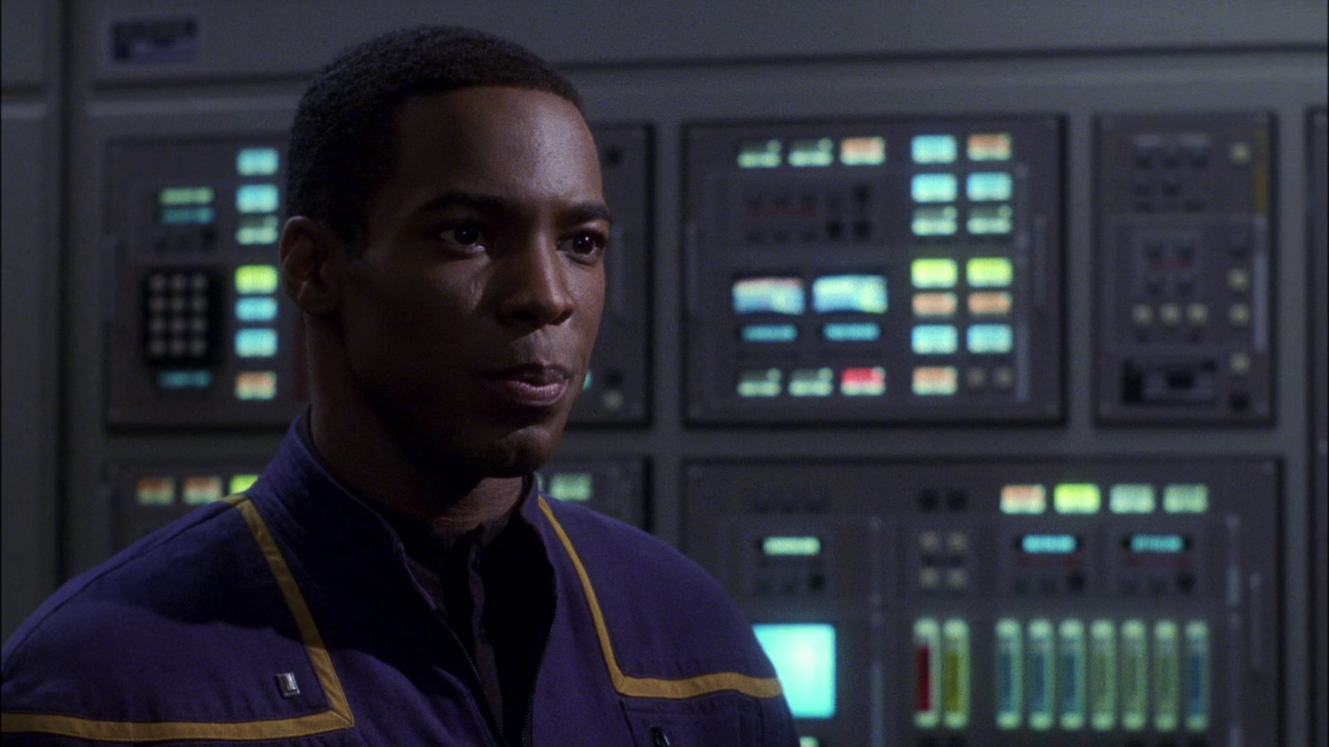 extant_StarTrek_ENT_1x10-FortunateSon_0412.jpg