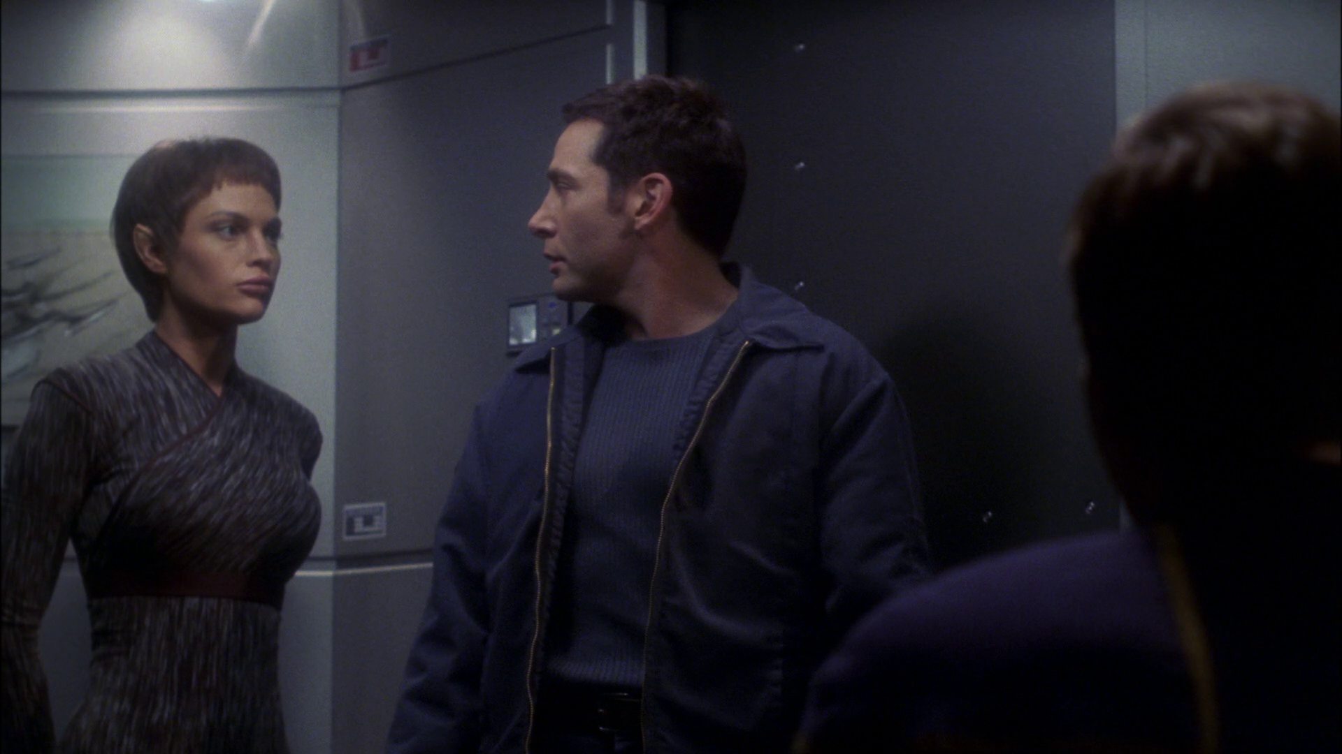 extant_StarTrek_ENT_1x10-FortunateSon_1479.jpg