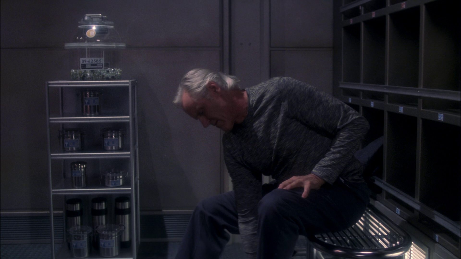 extant_StarTrek_ENT_1x10-FortunateSon_3496.jpg