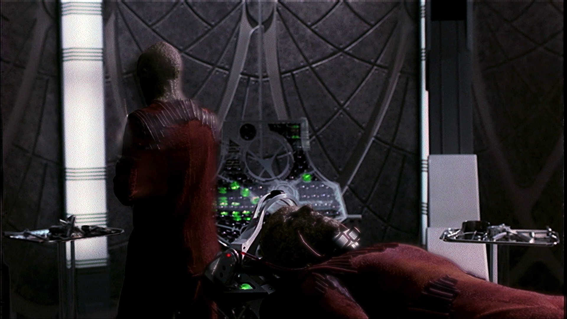 extant_StarTrek_ENT_1x11-ColdFront_0022.jpg