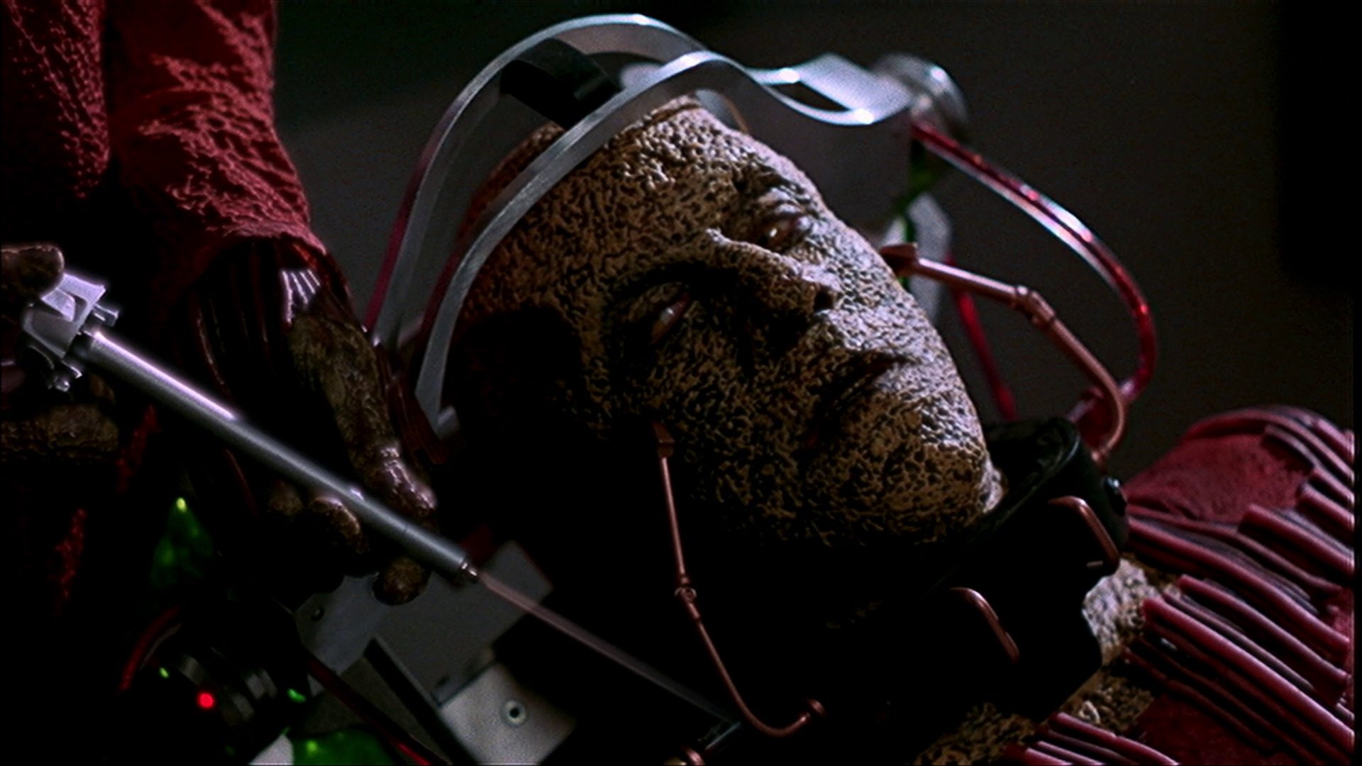 extant_StarTrek_ENT_1x11-ColdFront_0049.jpg
