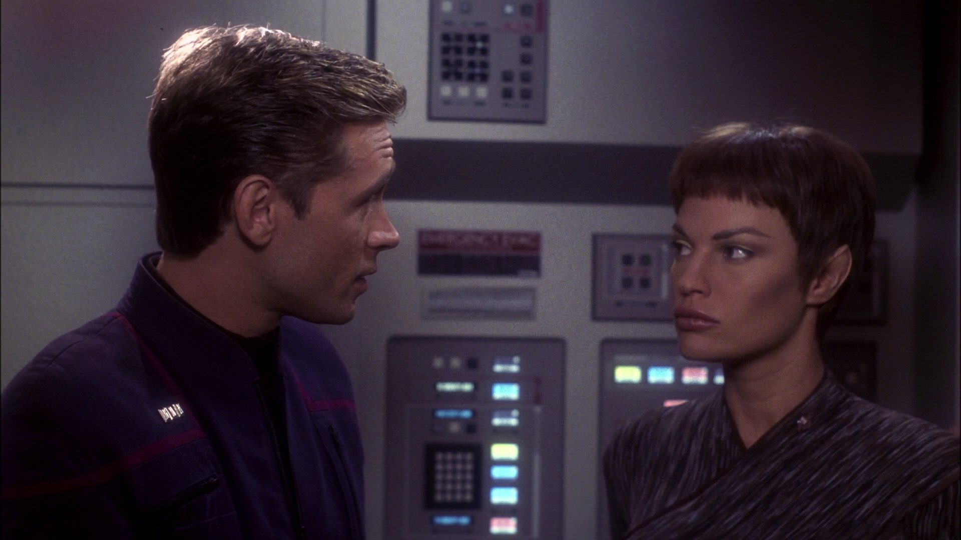 extant_StarTrek_ENT_1x11-ColdFront_0523.jpg