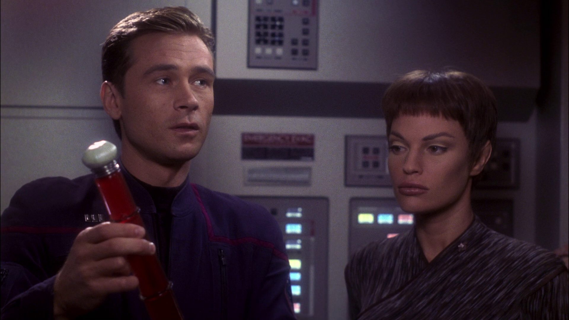 extant_StarTrek_ENT_1x11-ColdFront_0550.jpg