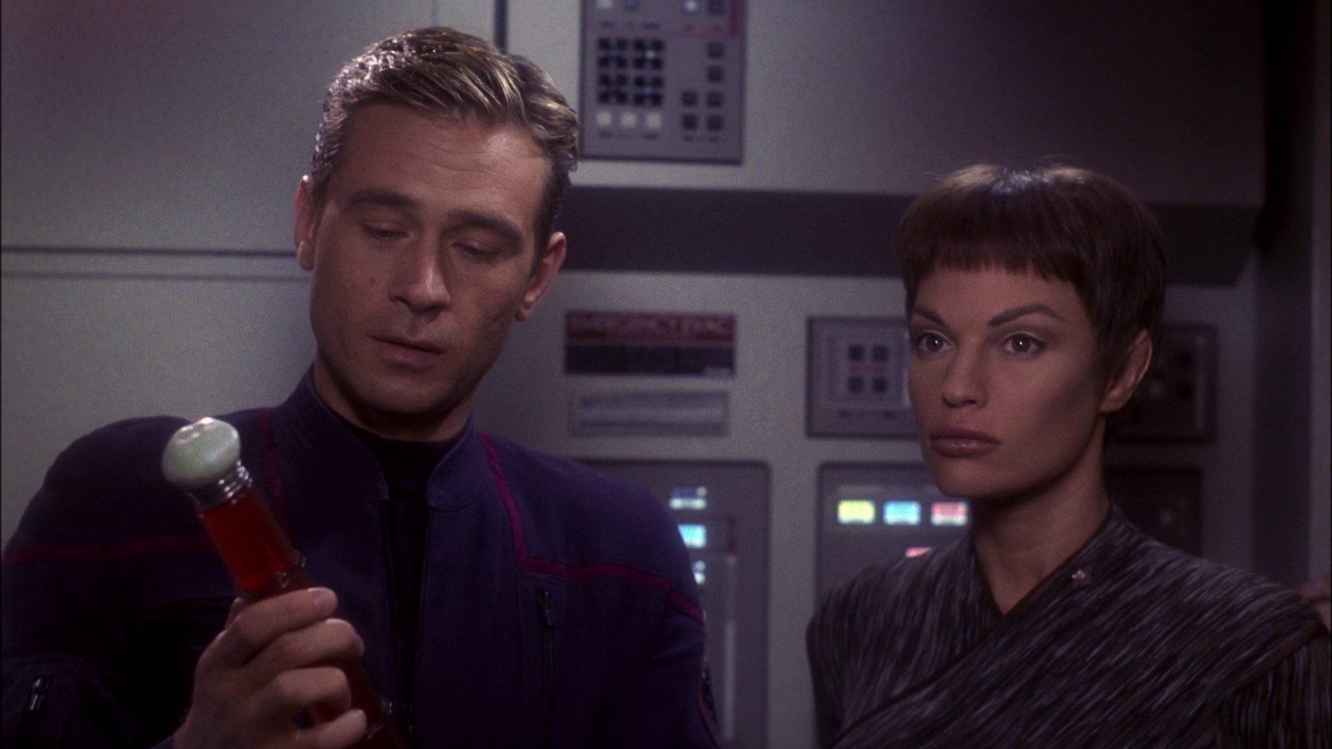extant_StarTrek_ENT_1x11-ColdFront_0552.jpg