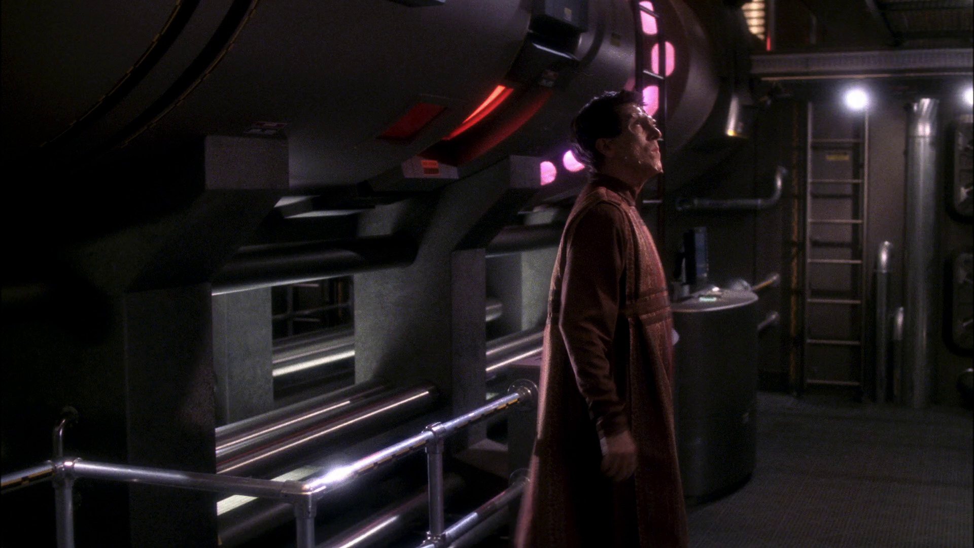 extant_StarTrek_ENT_1x11-ColdFront_1001.jpg